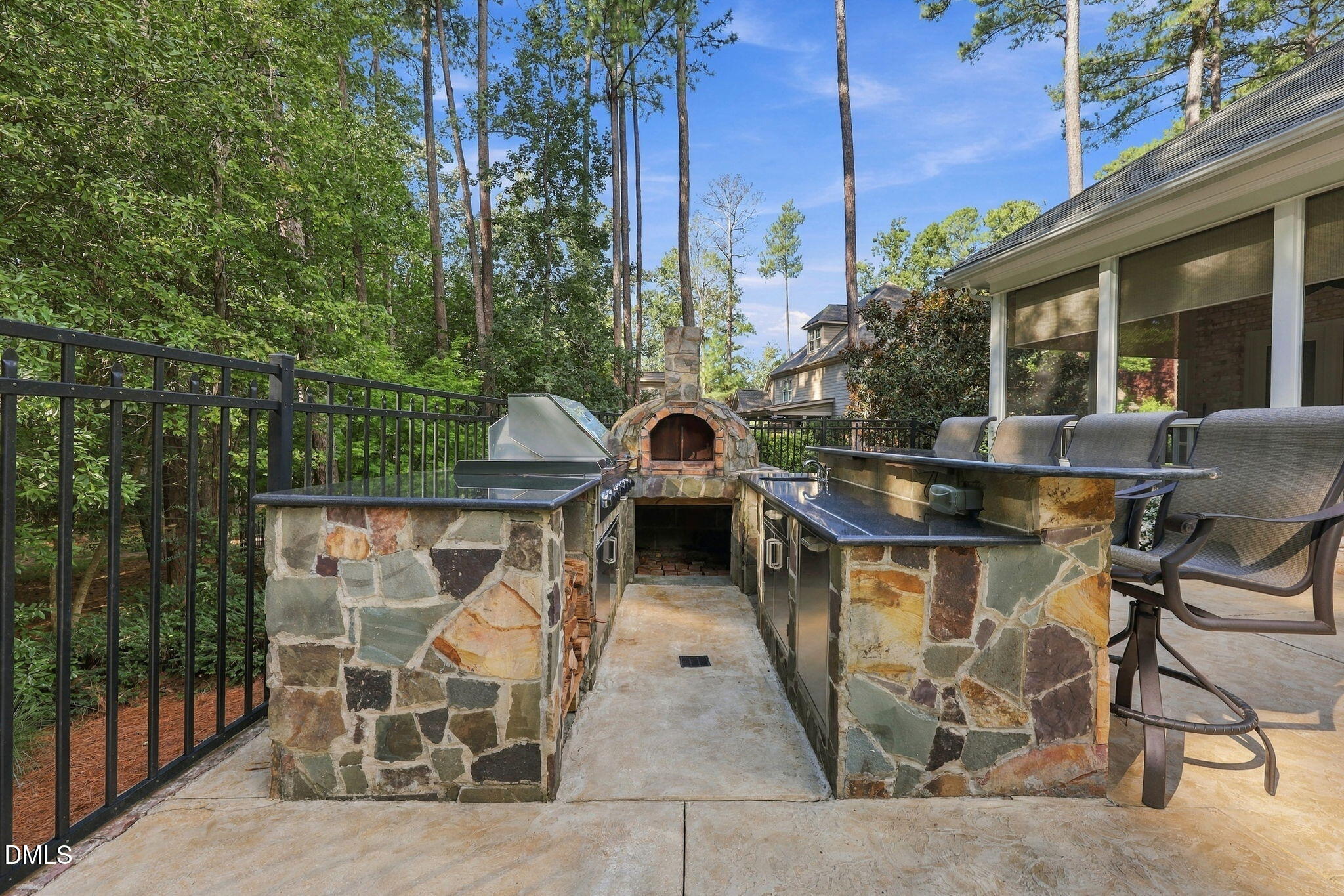 main property photo 37