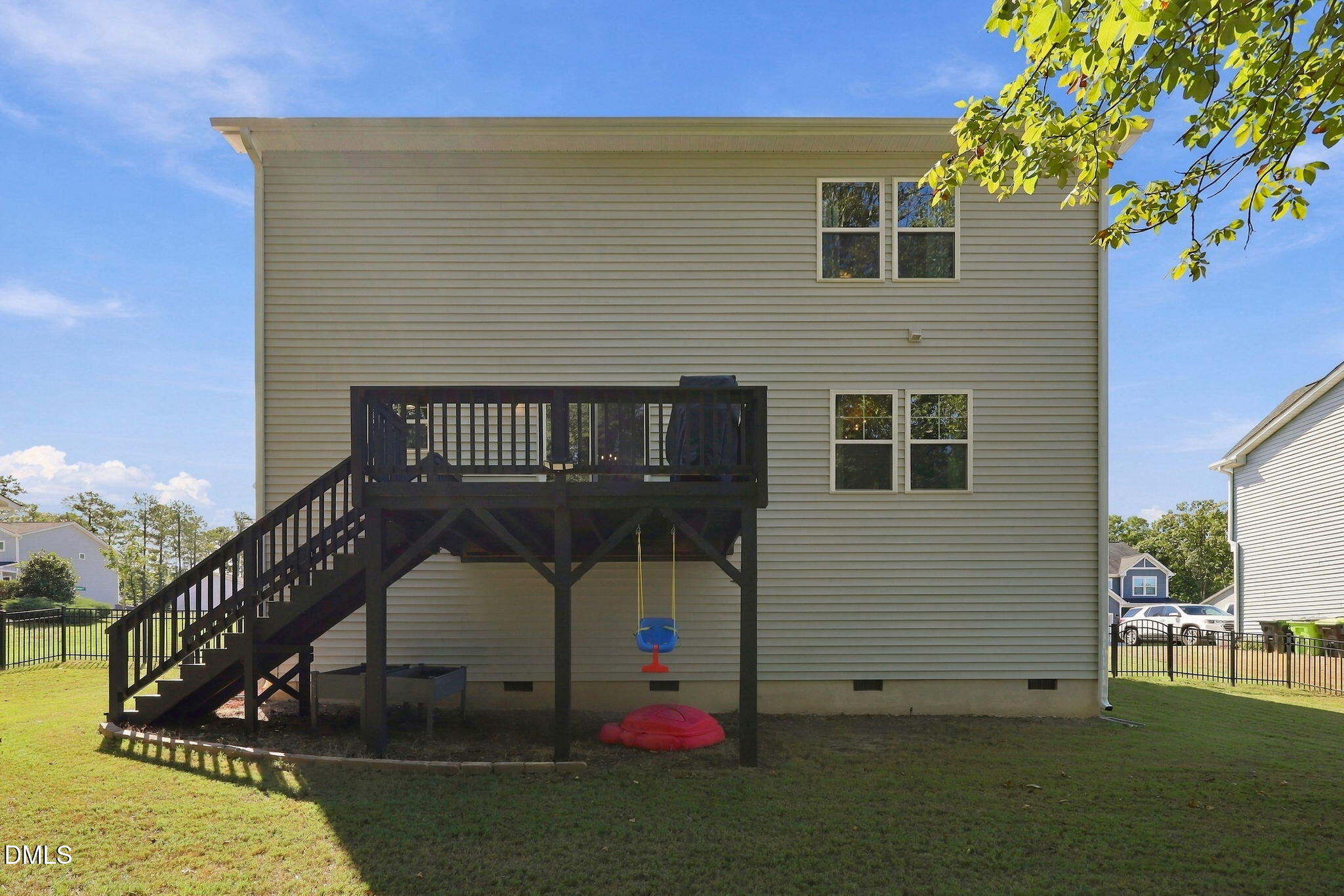 main property photo 48