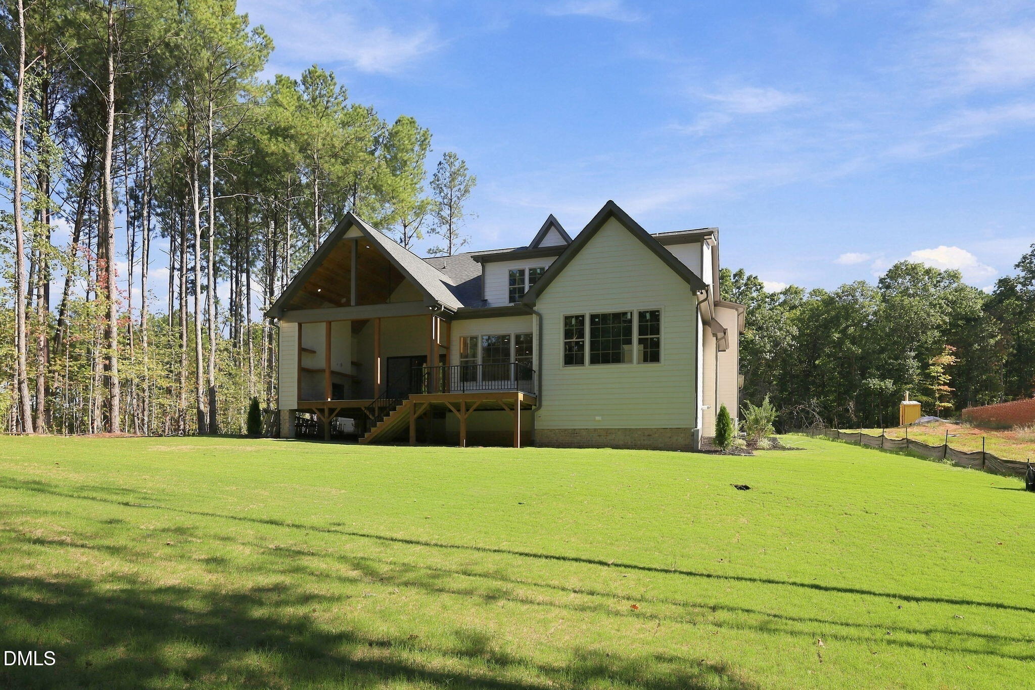 main property photo 48