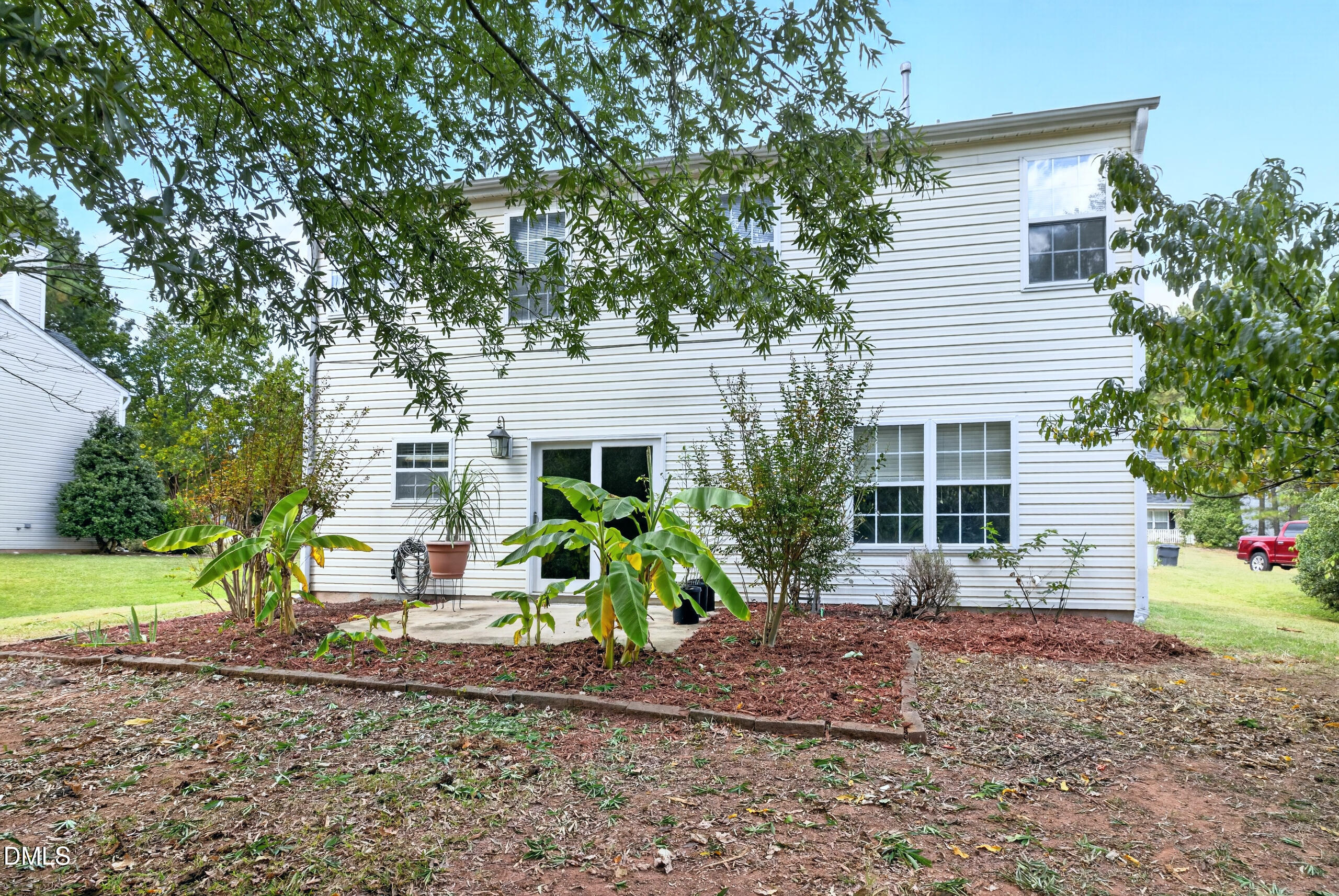 main property photo 39
