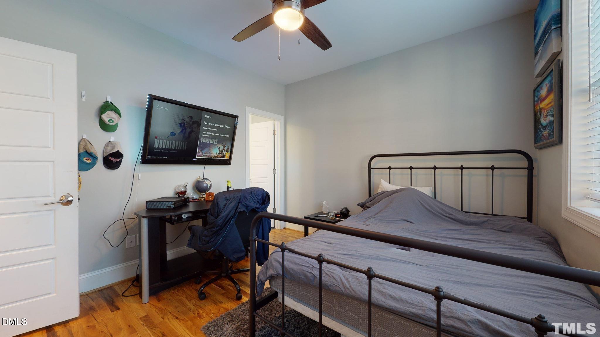 main property photo 23