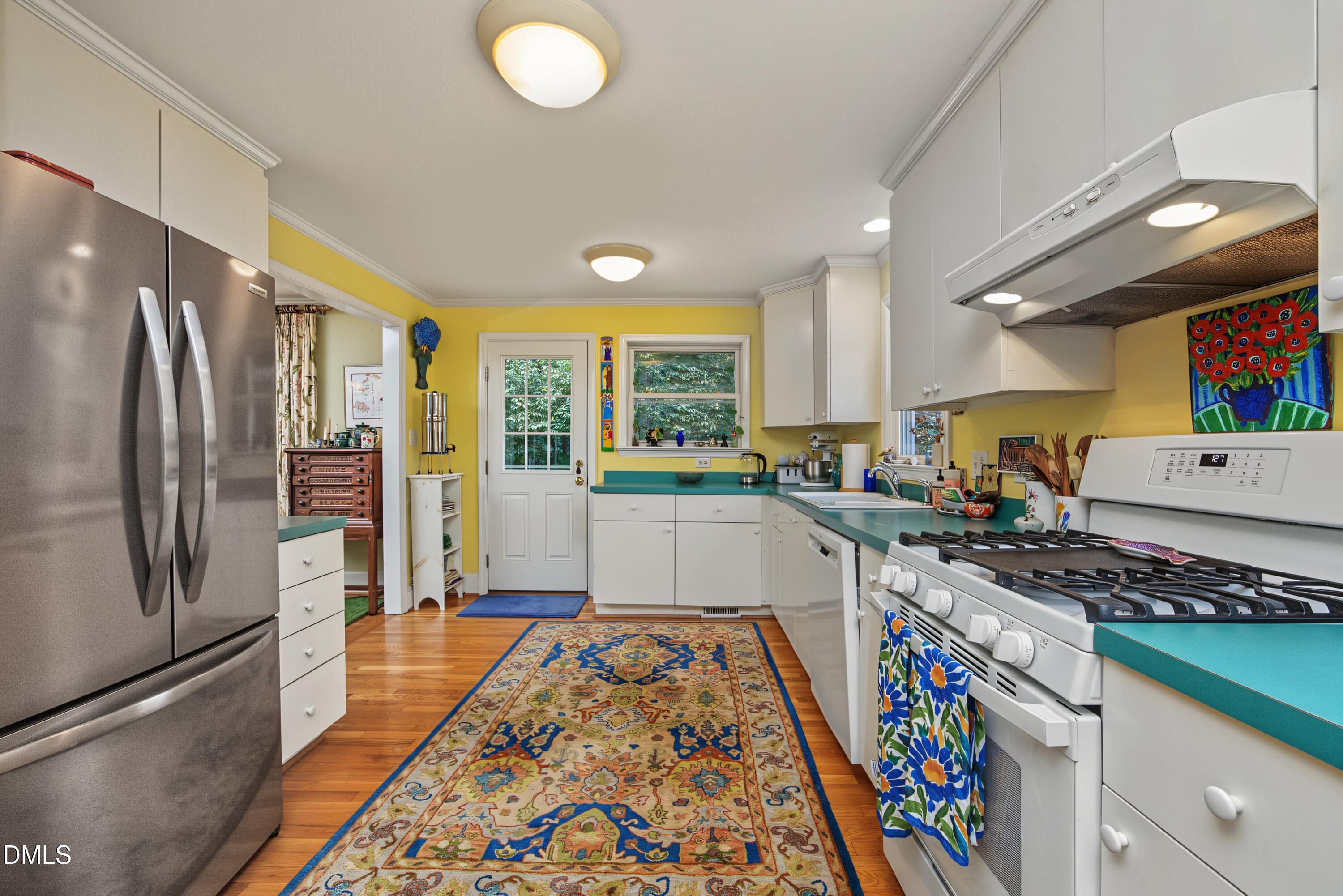 main property photo 13