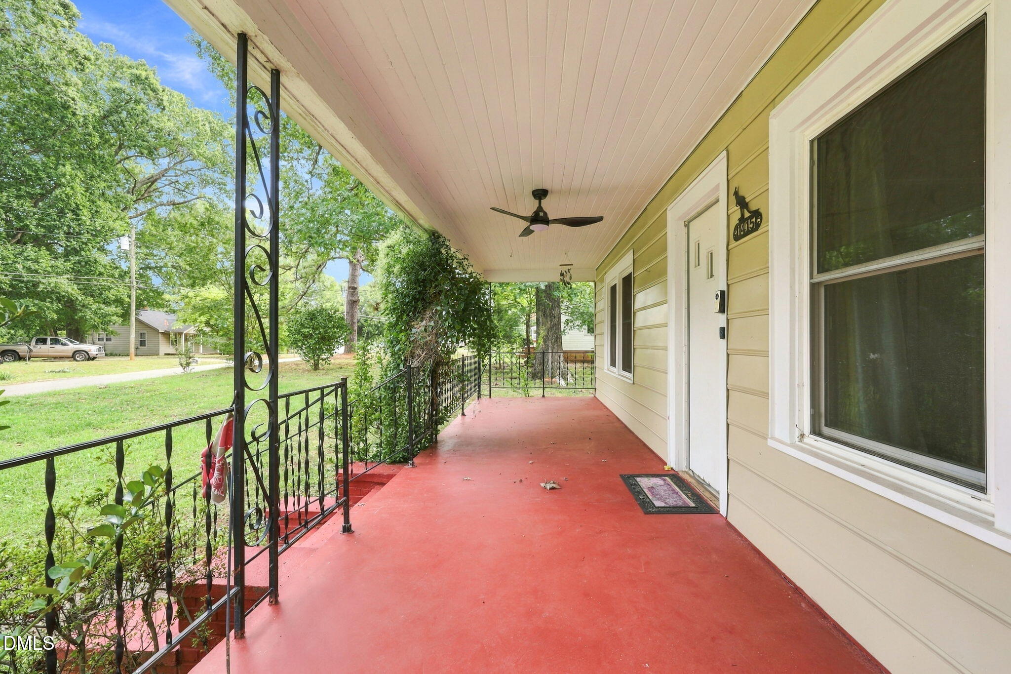 main property photo 3
