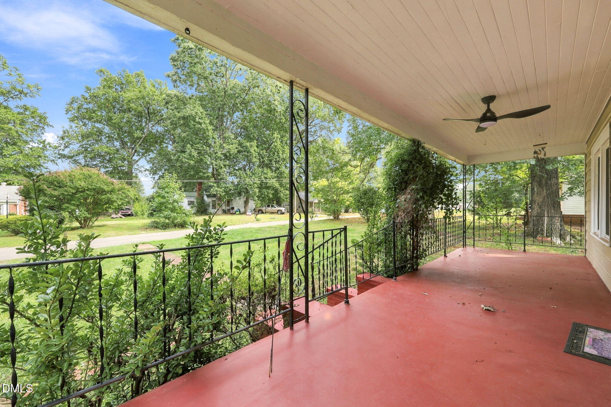 main property photo 35