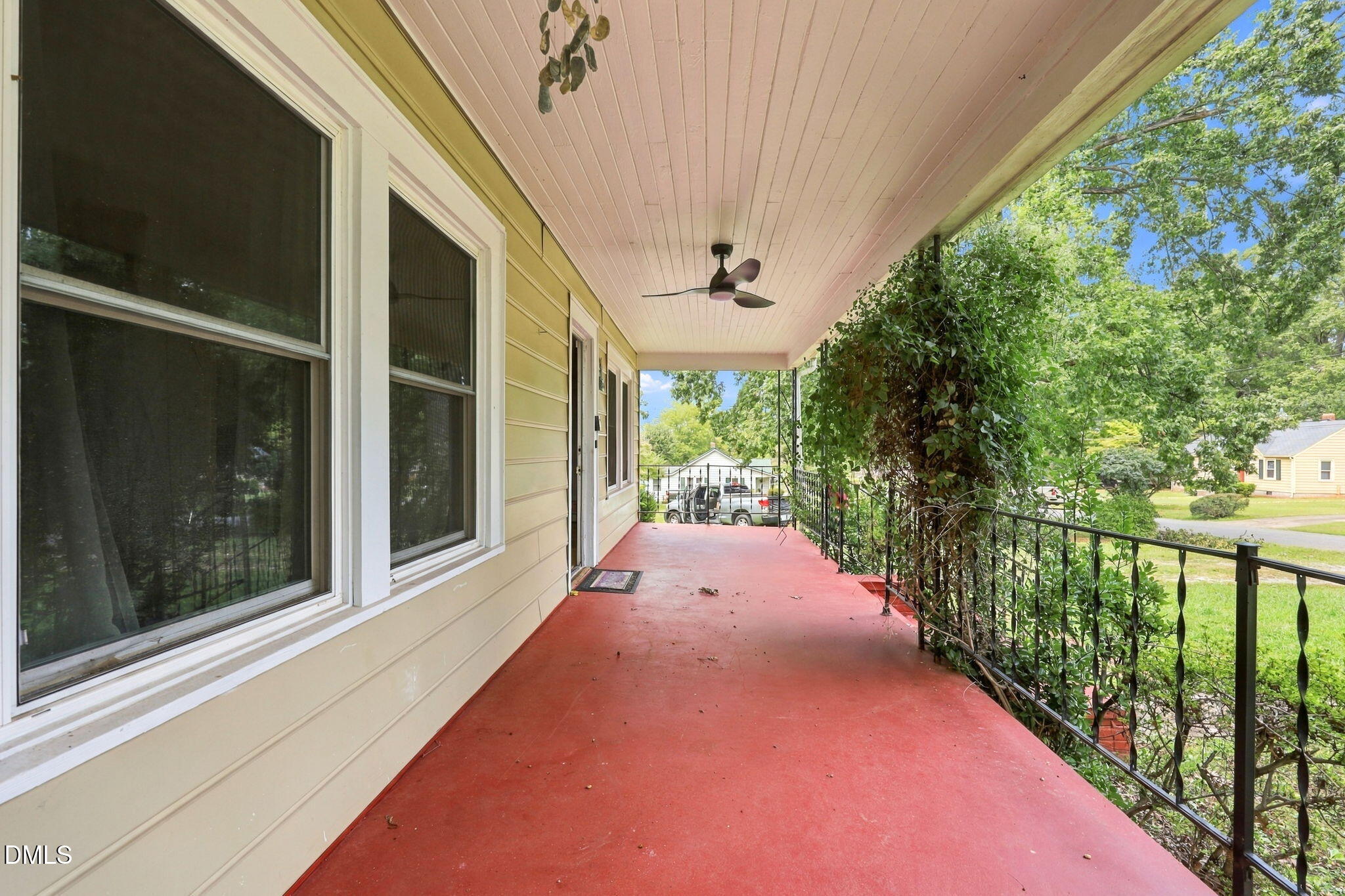 main property photo 36