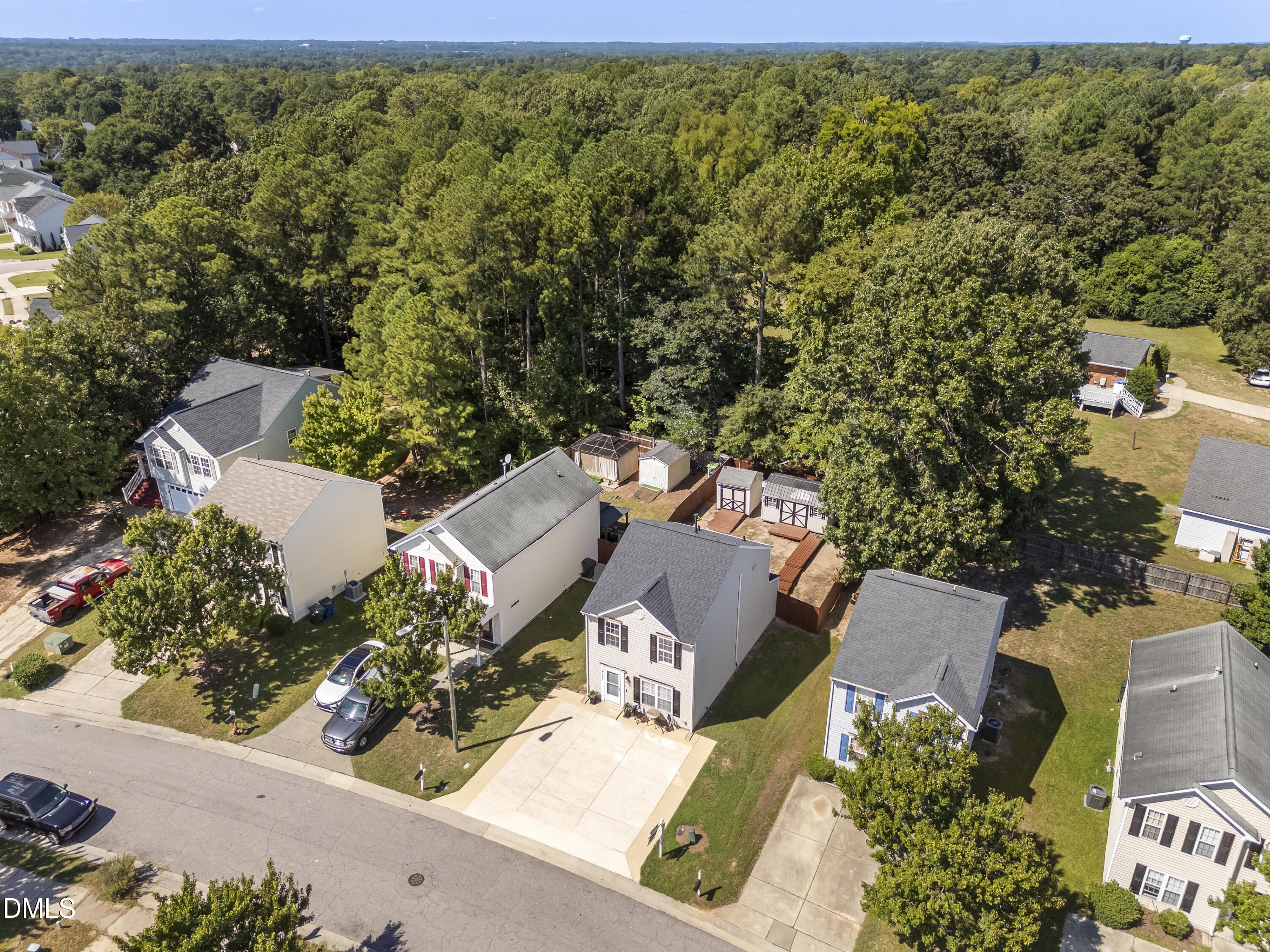 main property photo 32