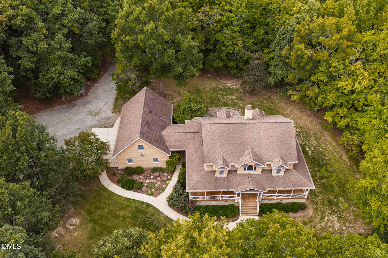 main property photo 79