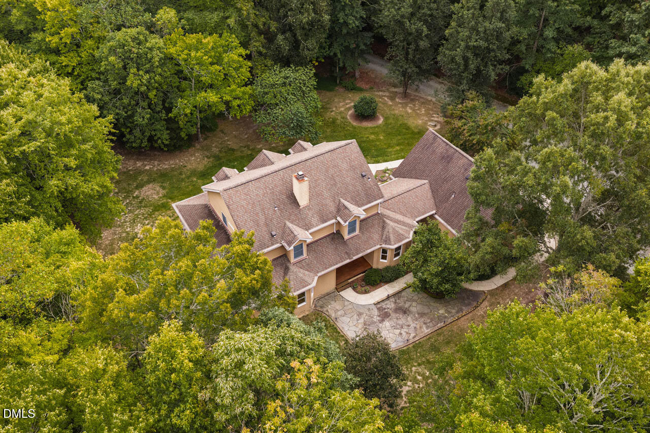 main property photo 80