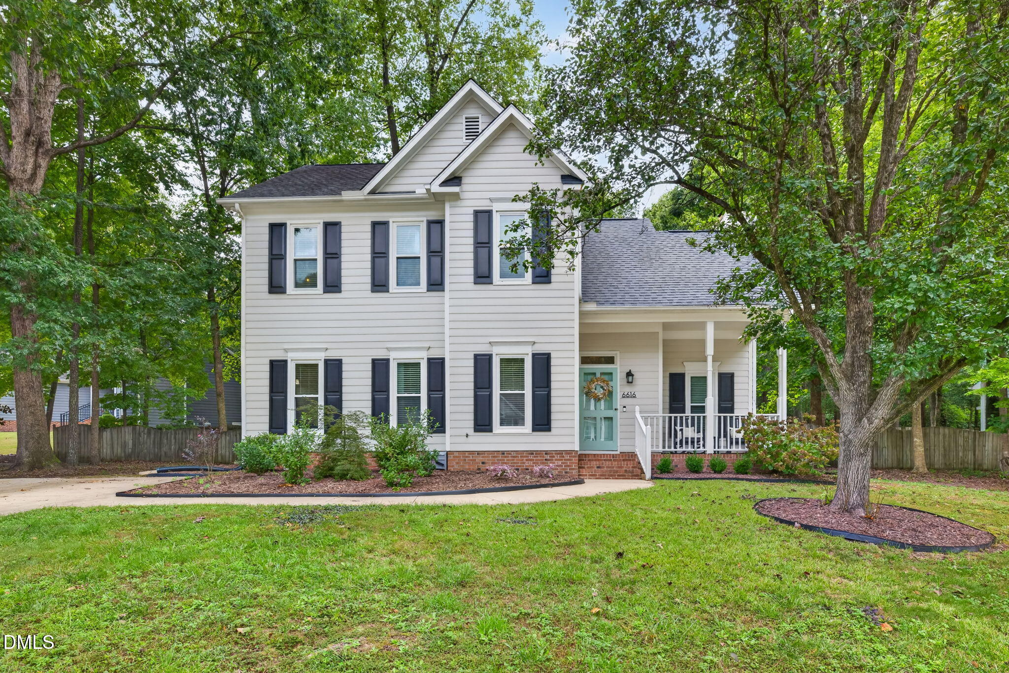 main property photo 41