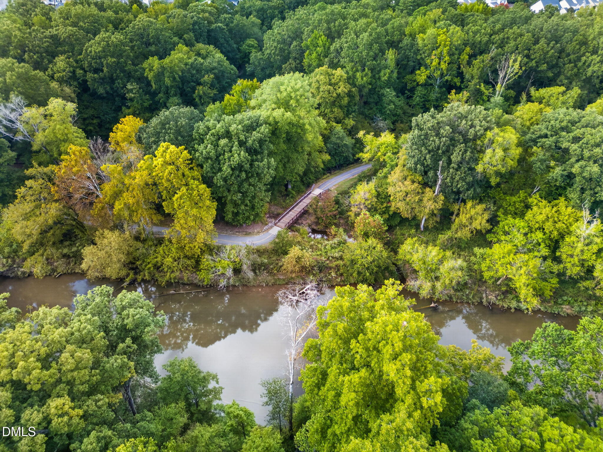 main property photo 51