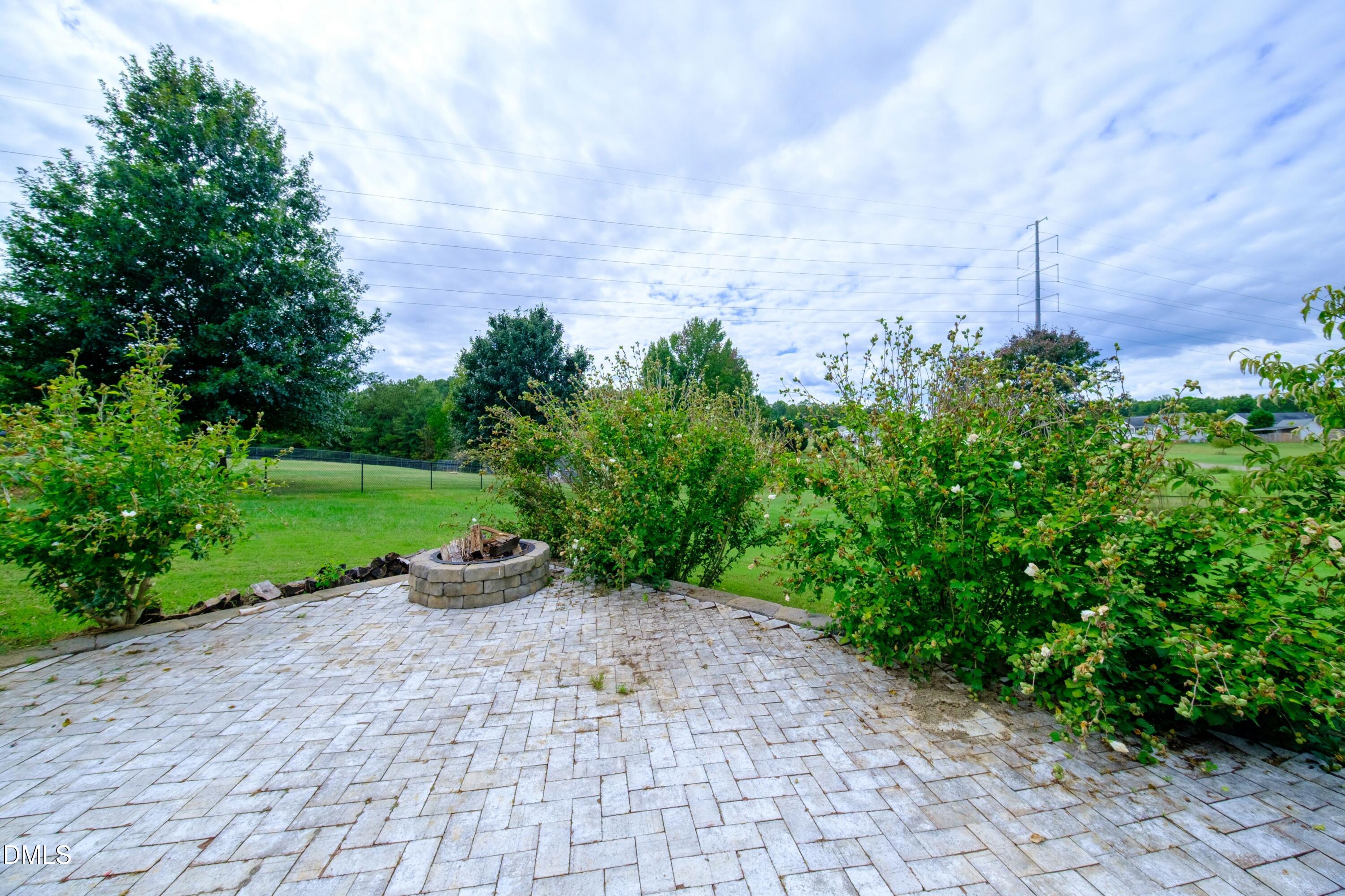 main property photo 33