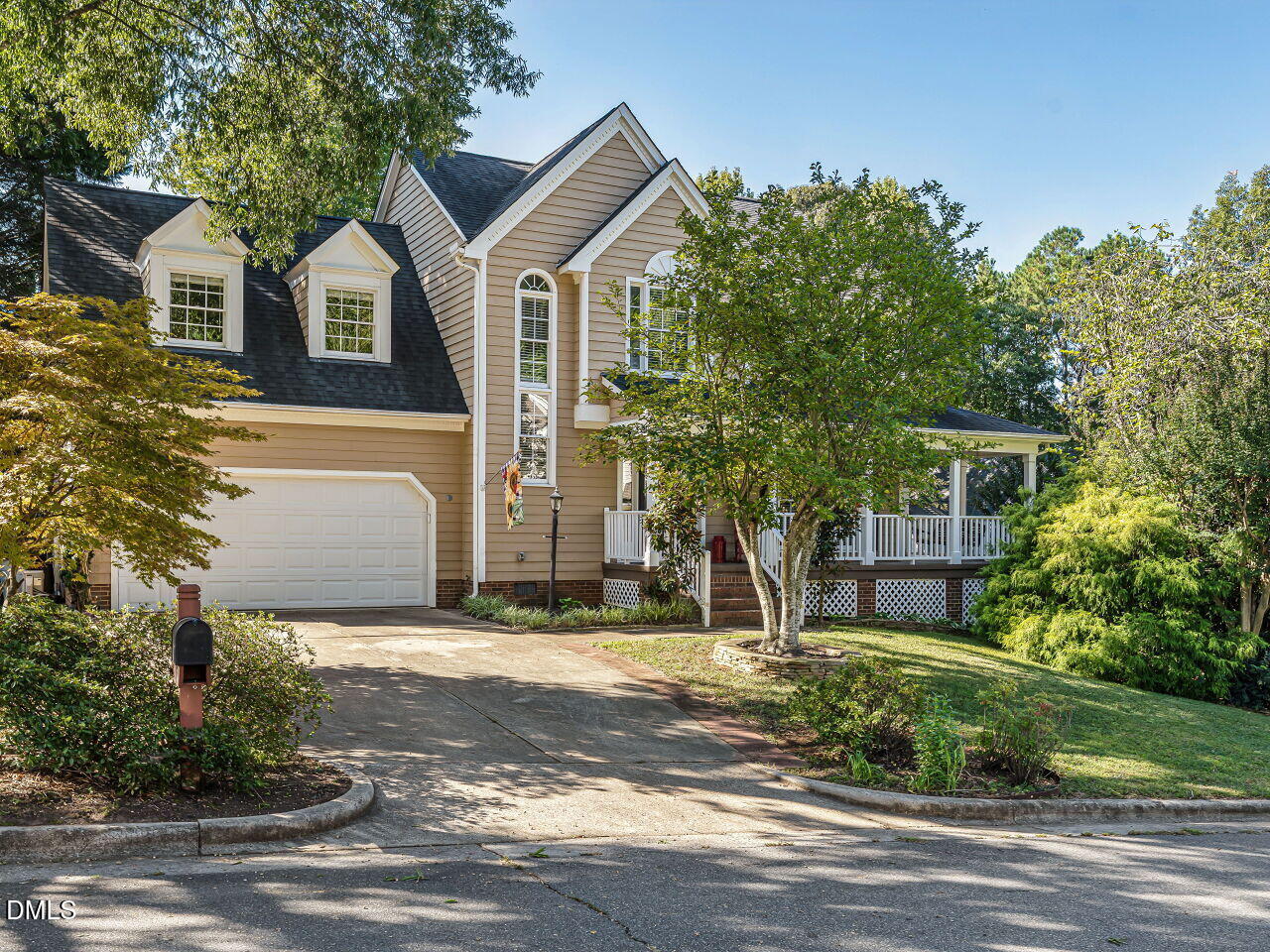 main property photo 4