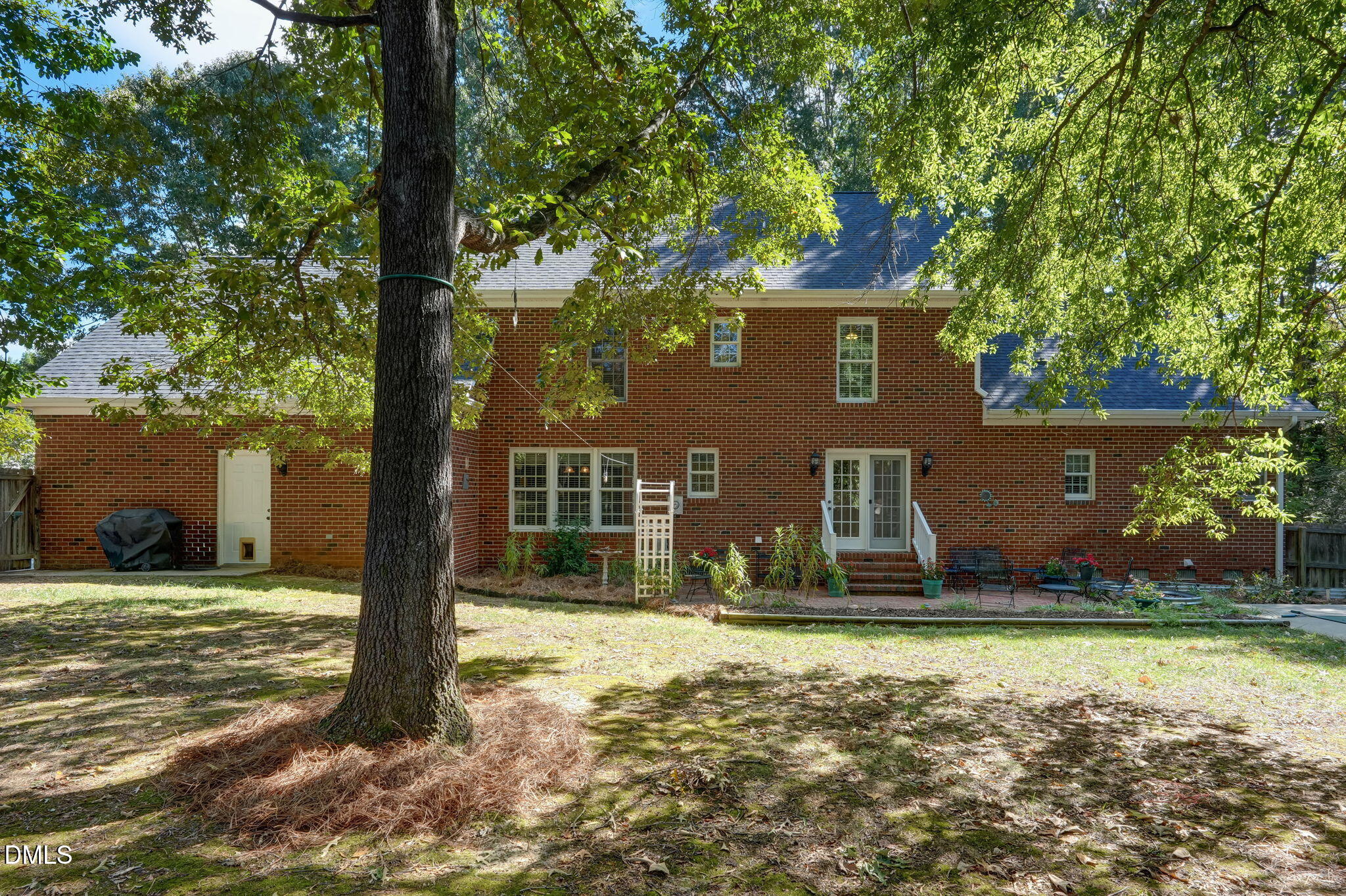 main property photo 51