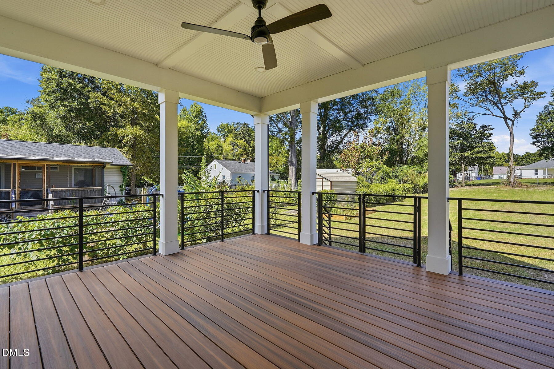 main property photo 23