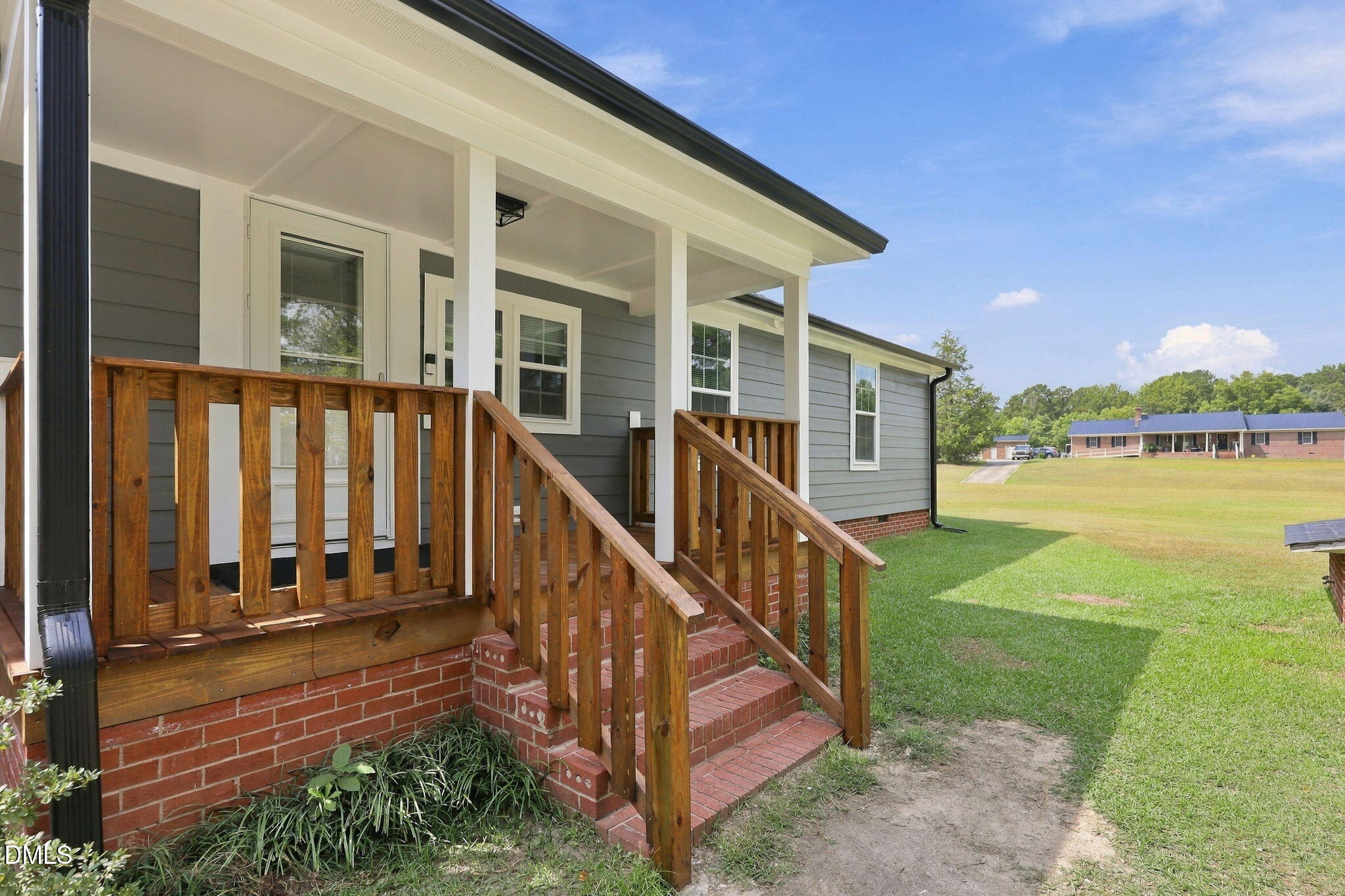 main property photo 22