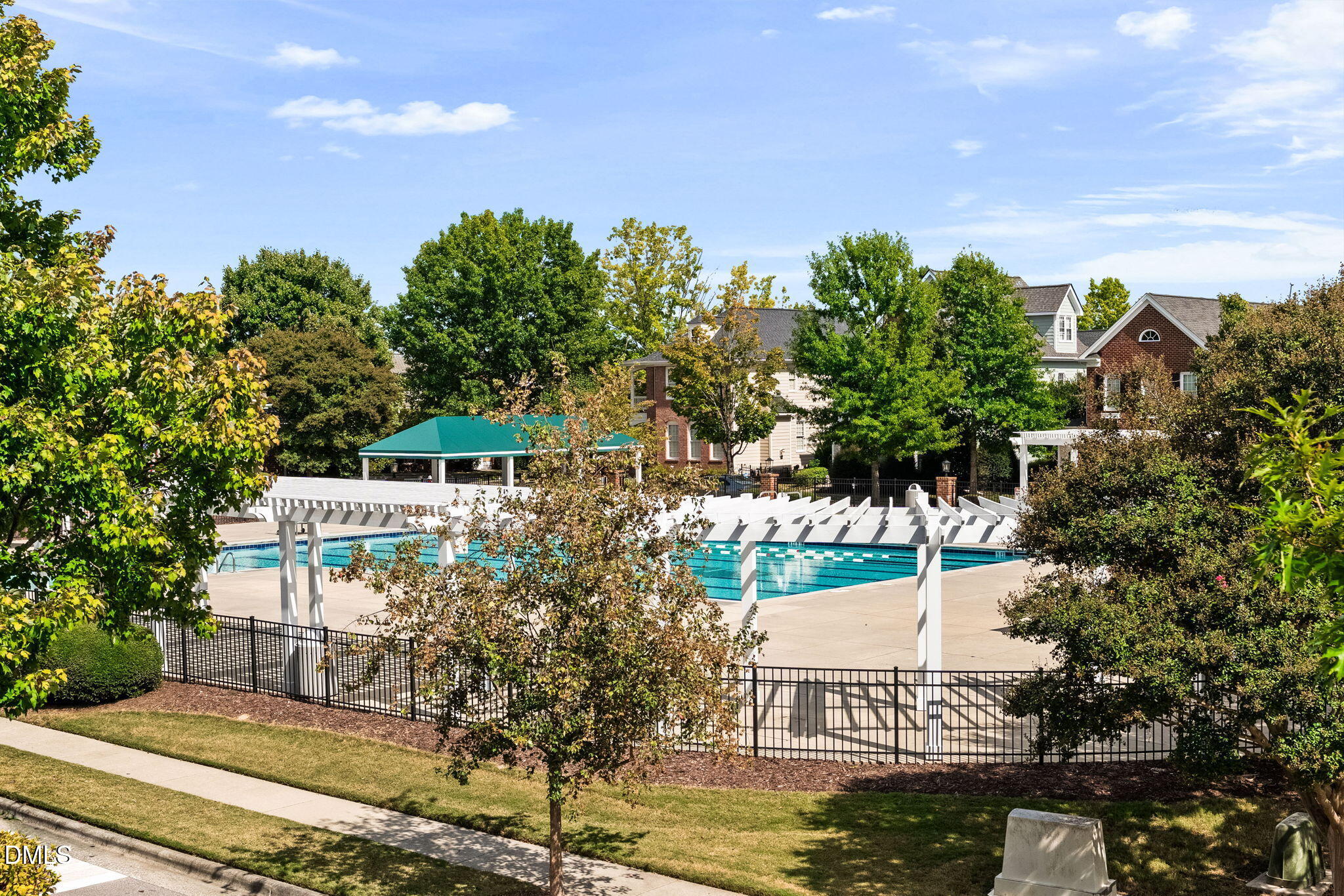 main property photo 54