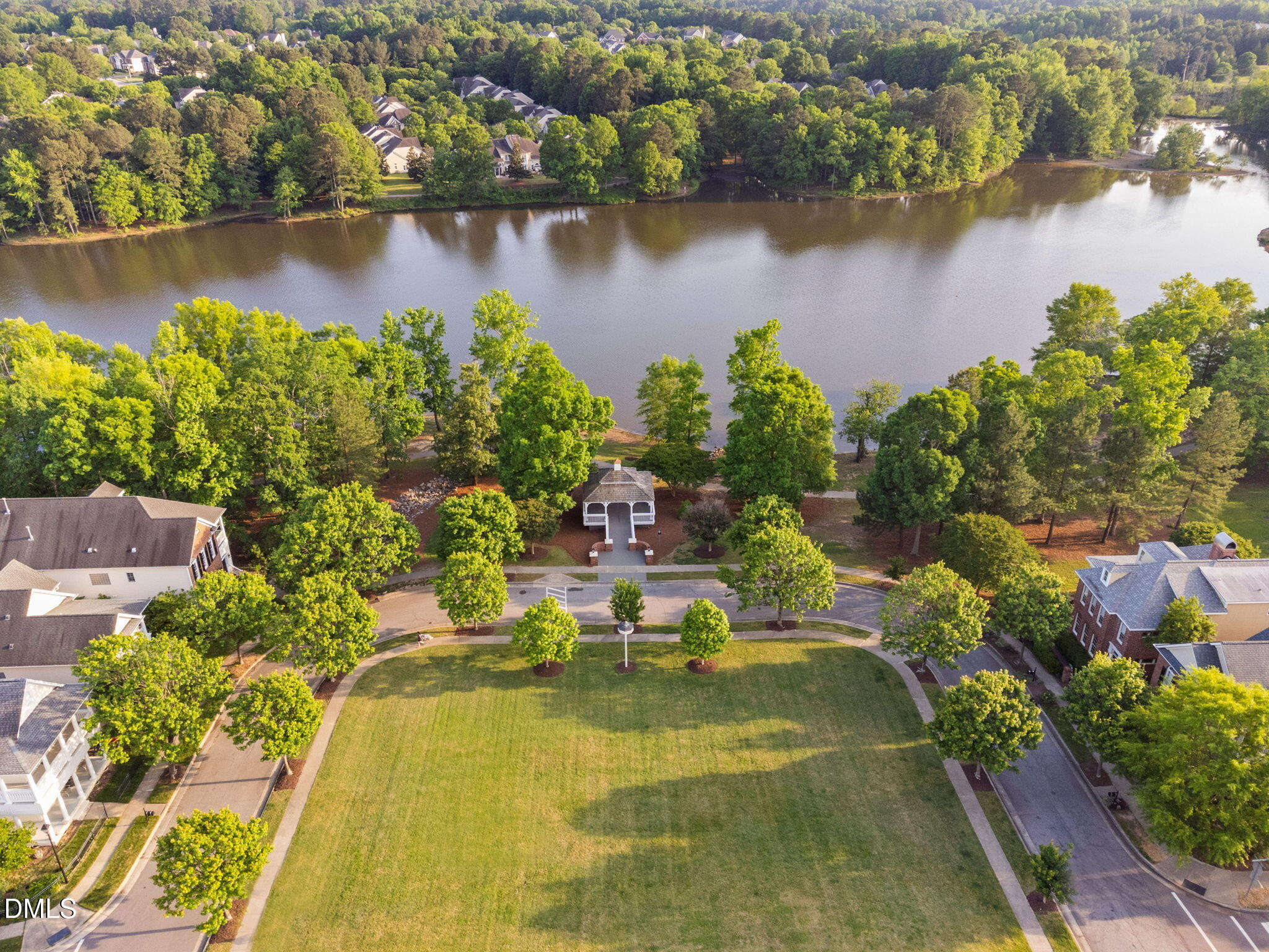 main property photo 75