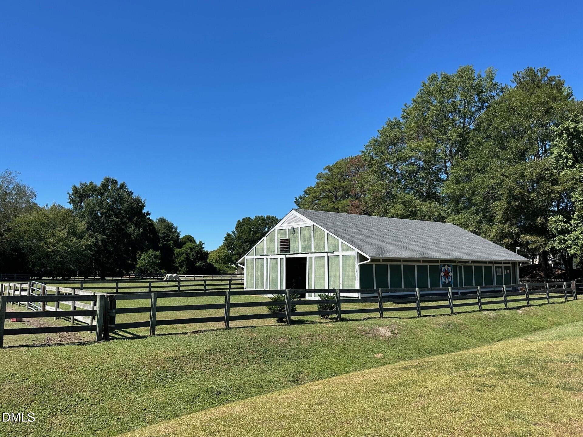 main property photo 44