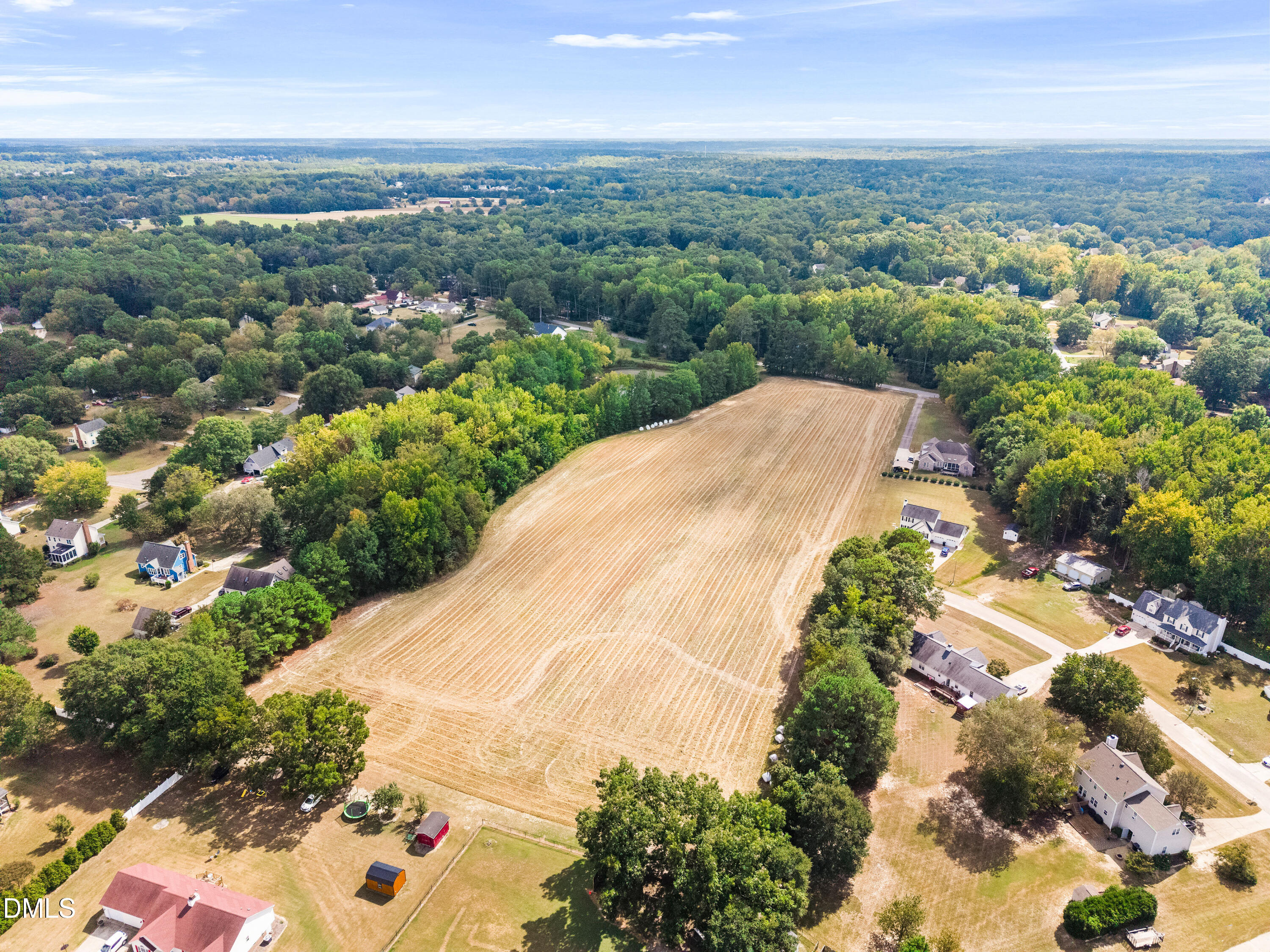 main property photo 11