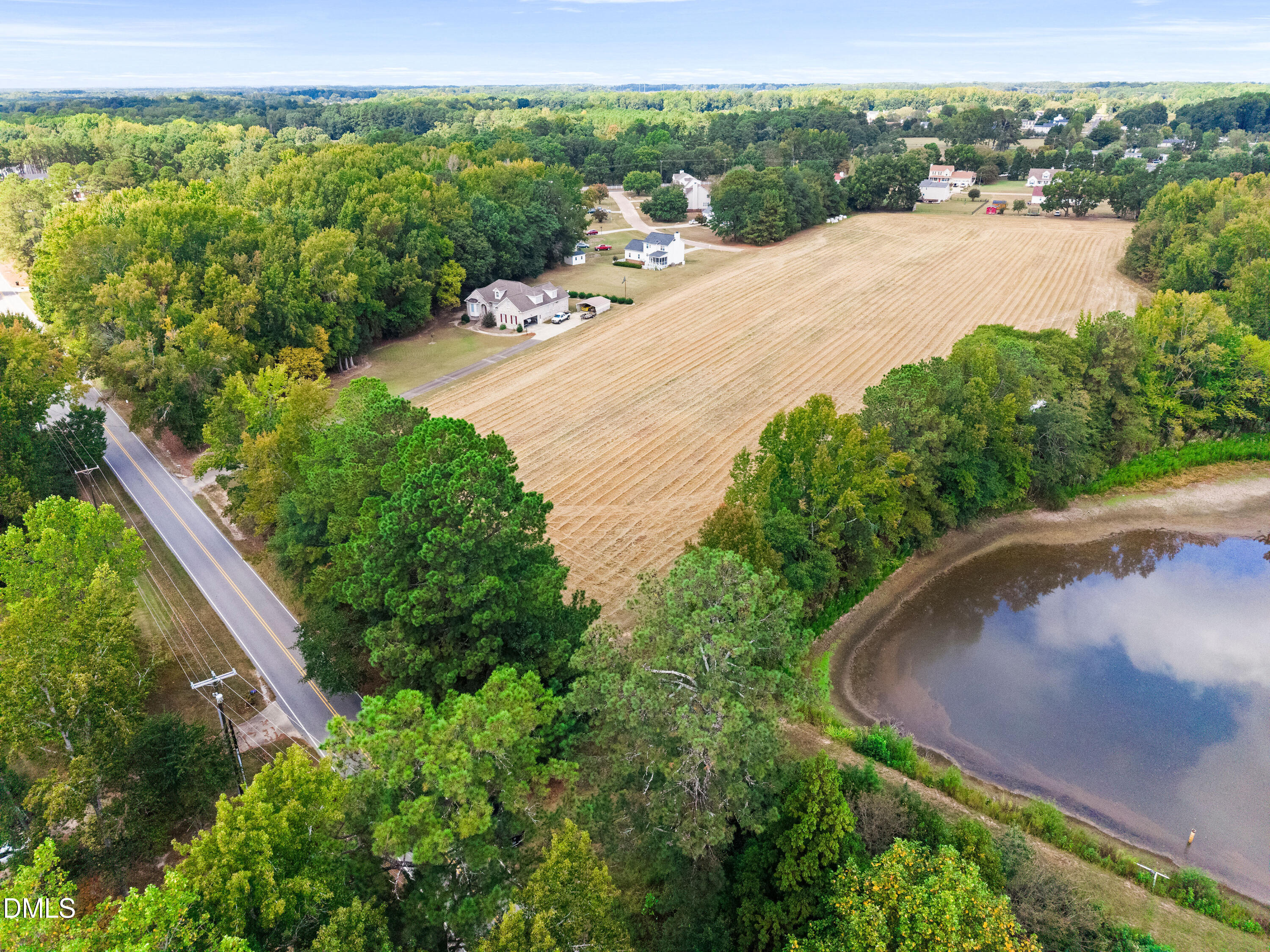 main property photo 7