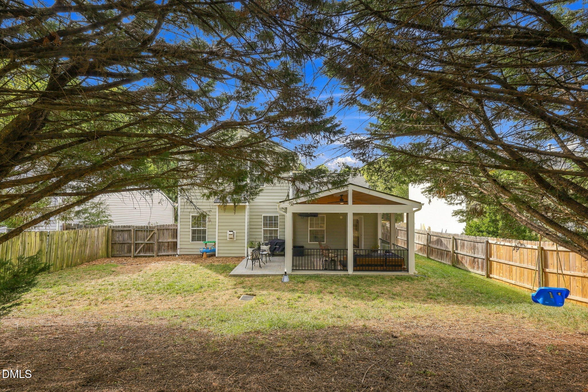 main property photo 38