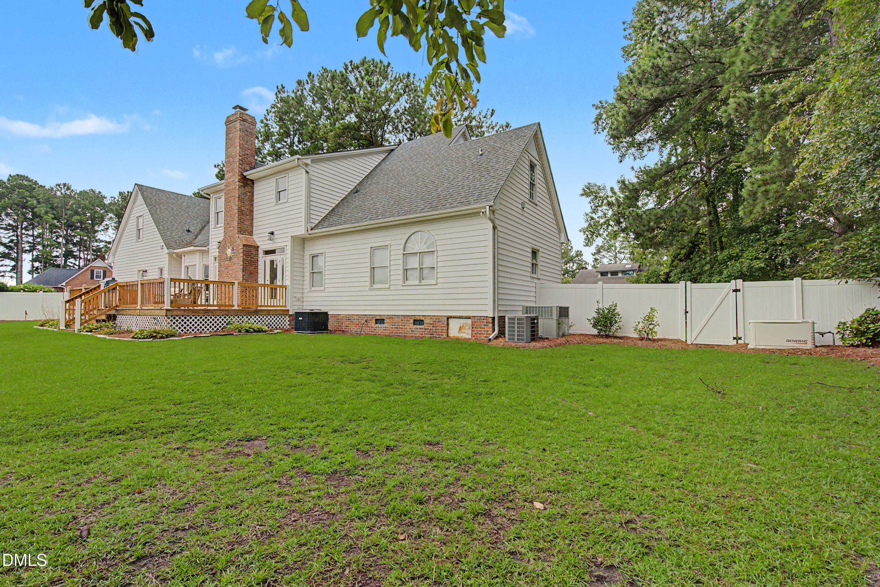main property photo 49