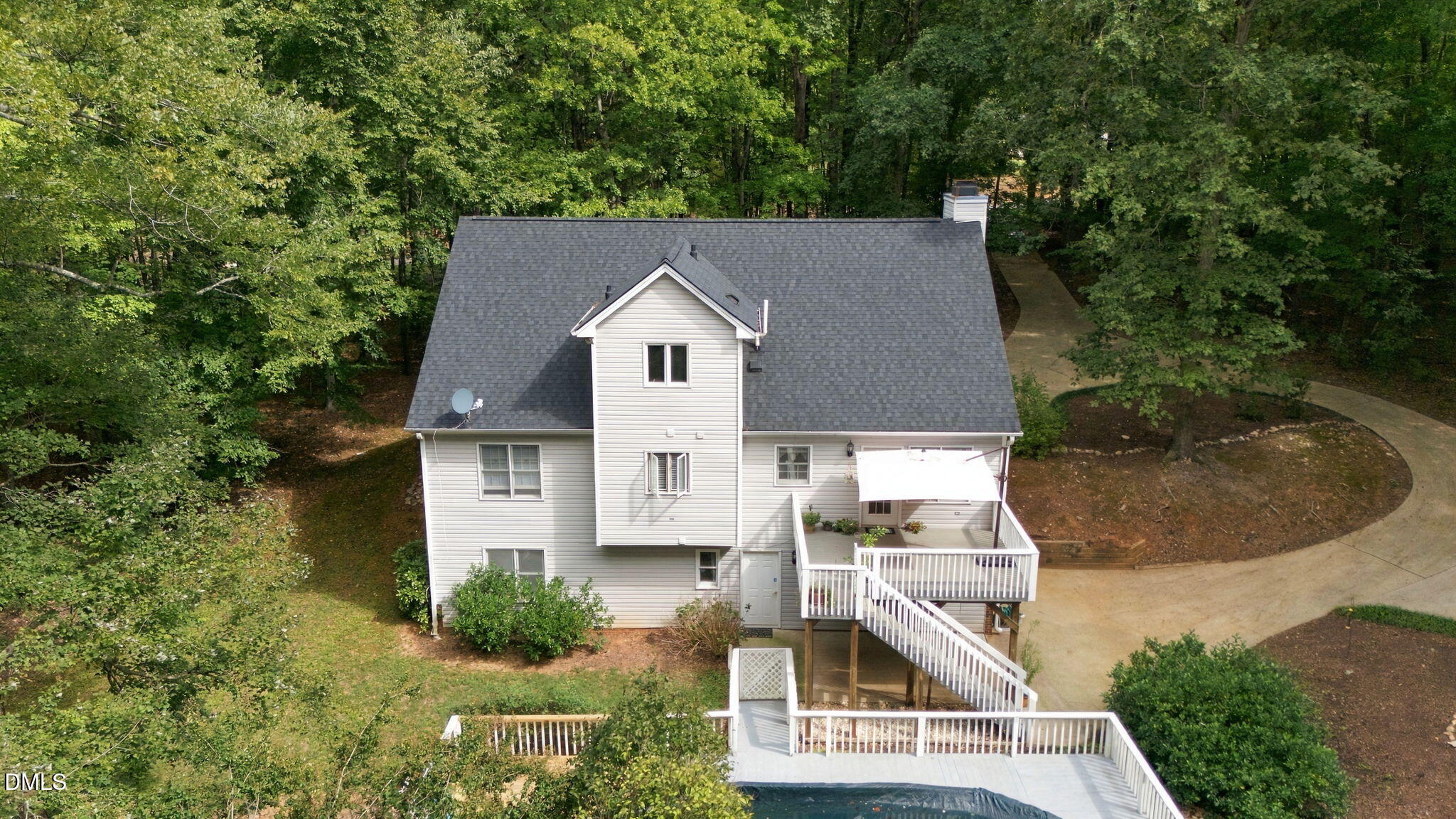main property photo 43