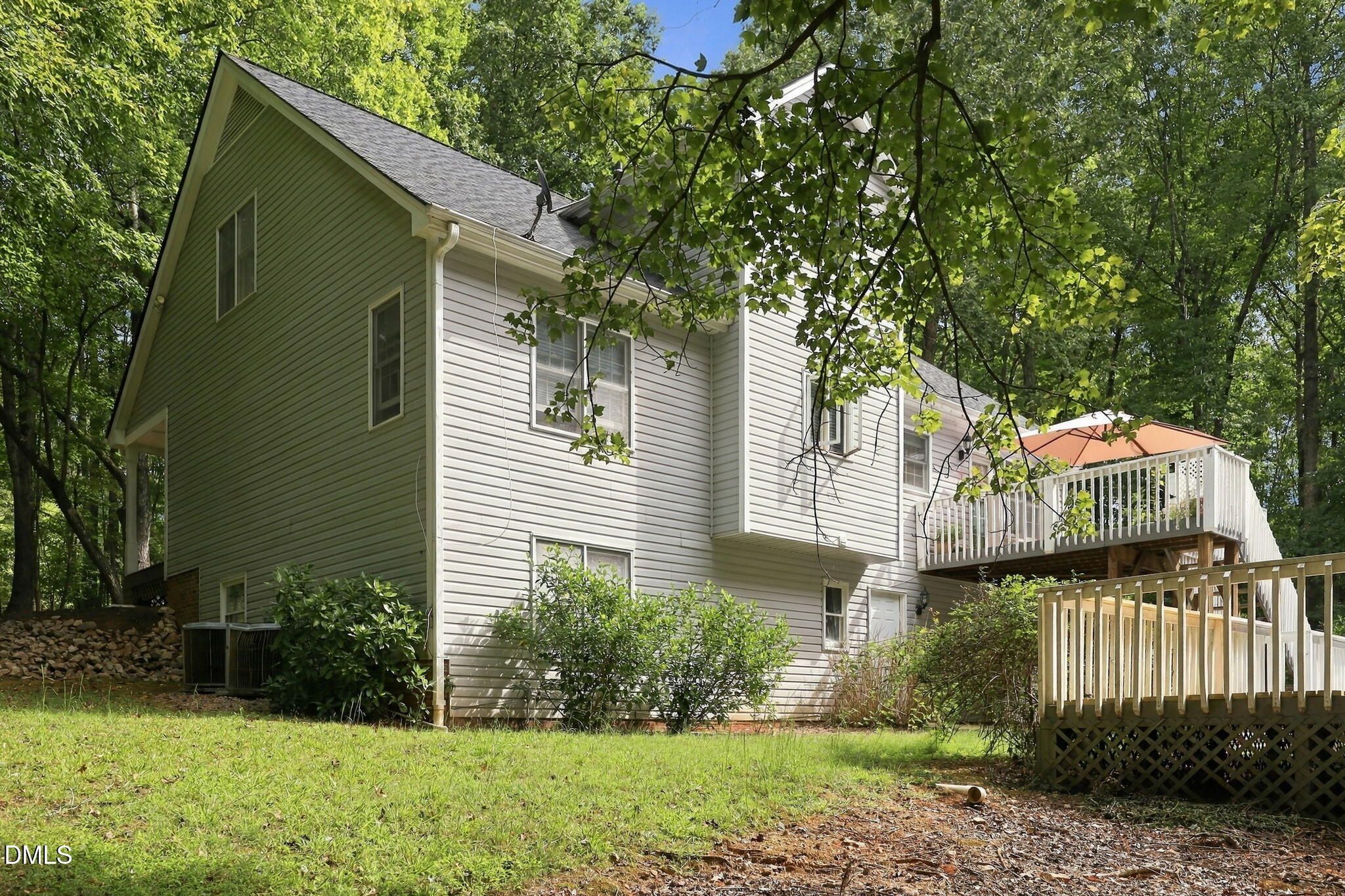 main property photo 48
