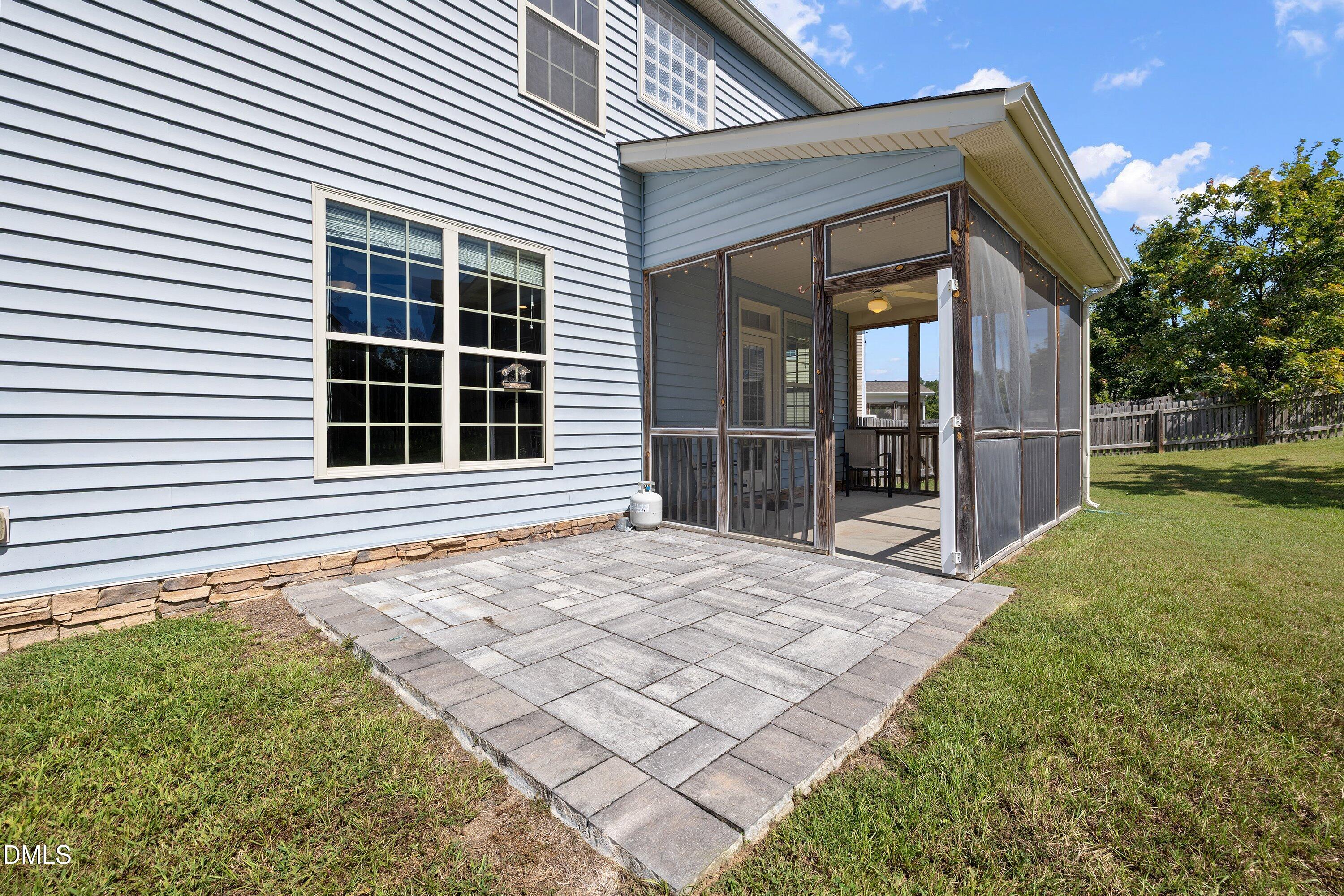 main property photo 44