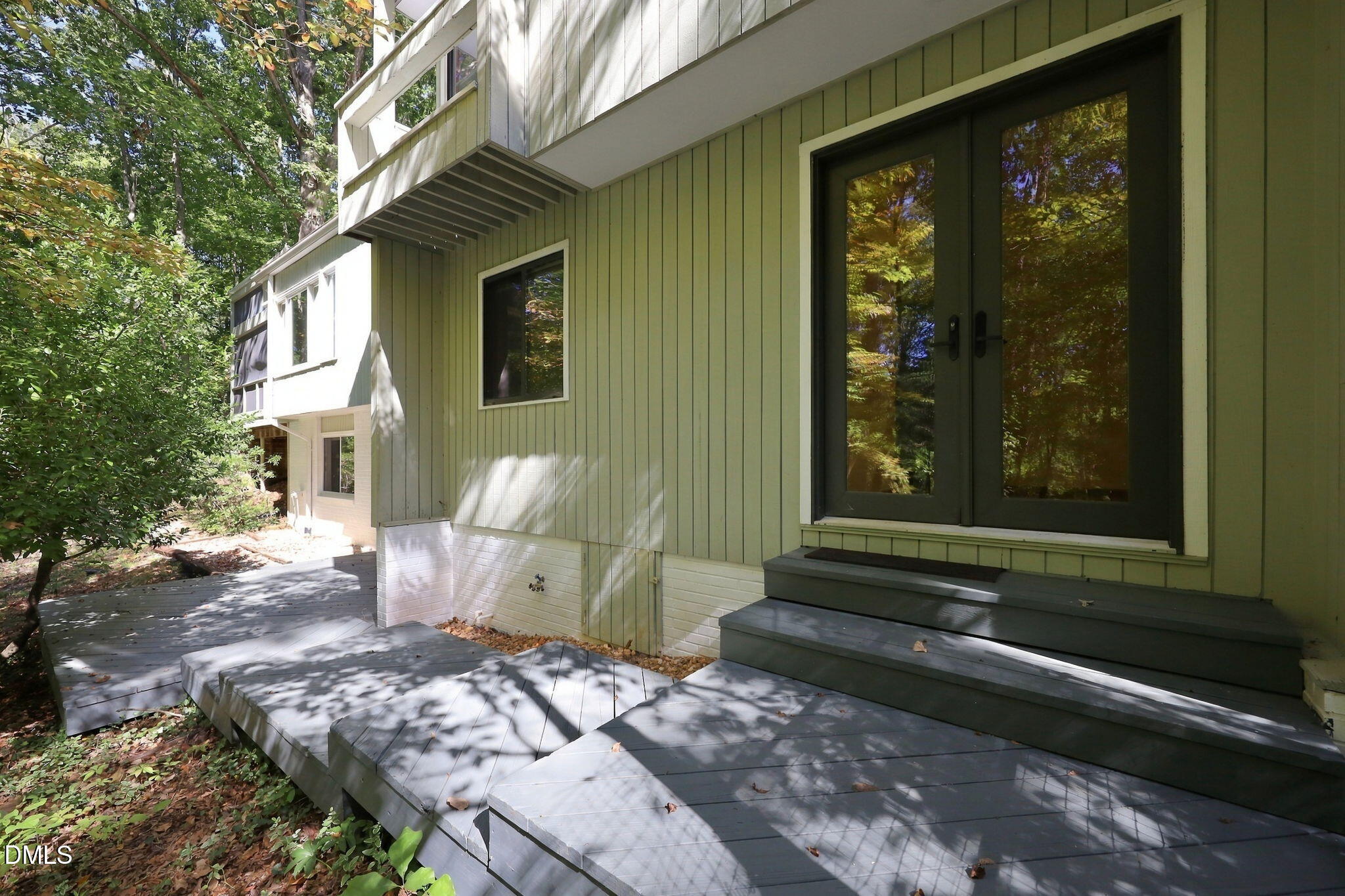 main property photo 60