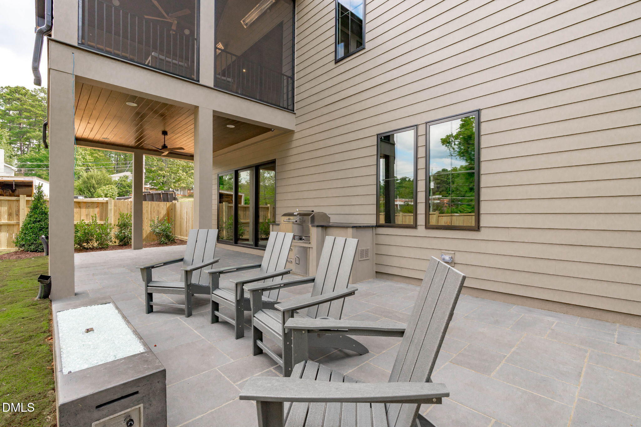 main property photo 43