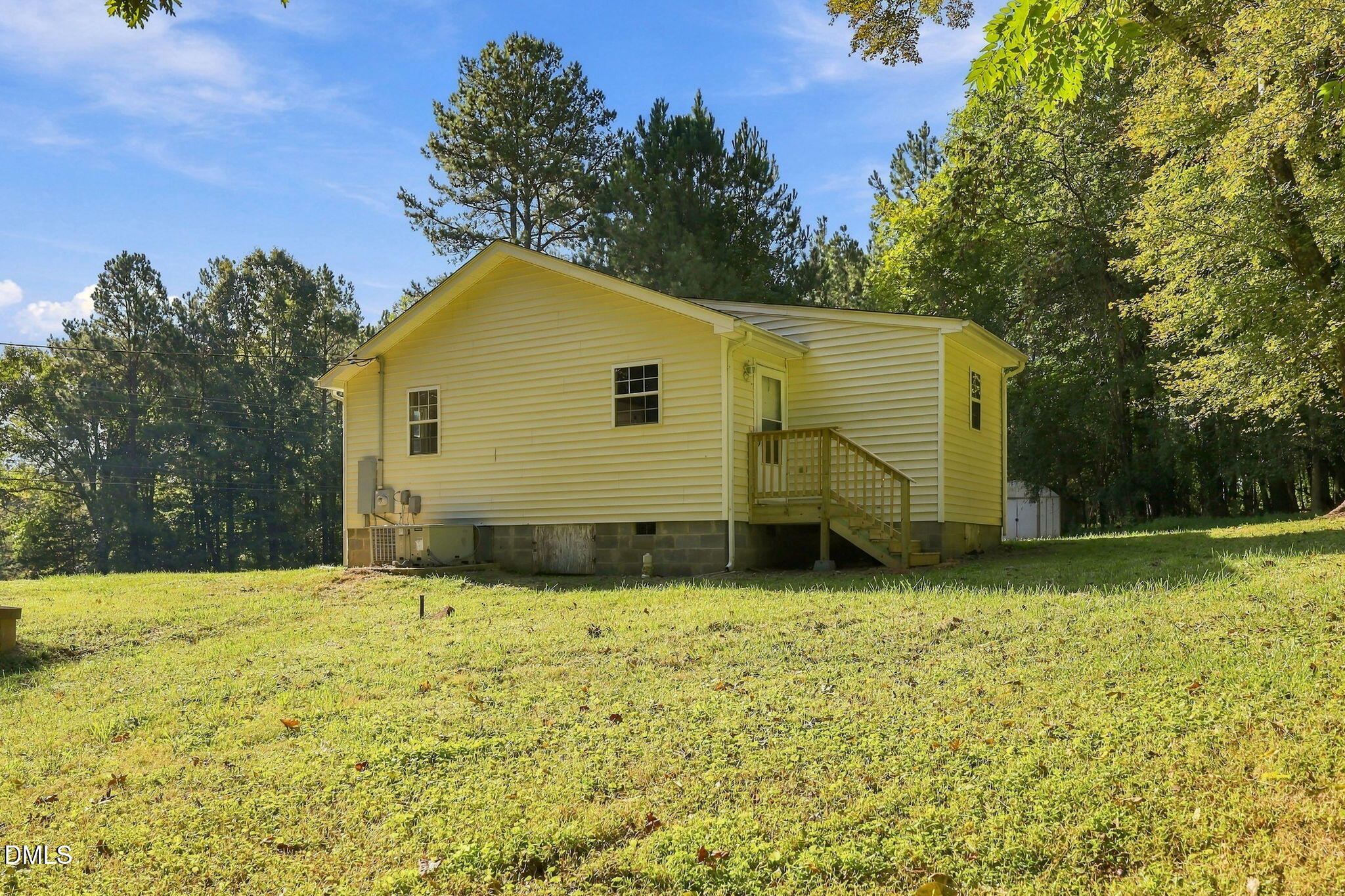 main property photo 24