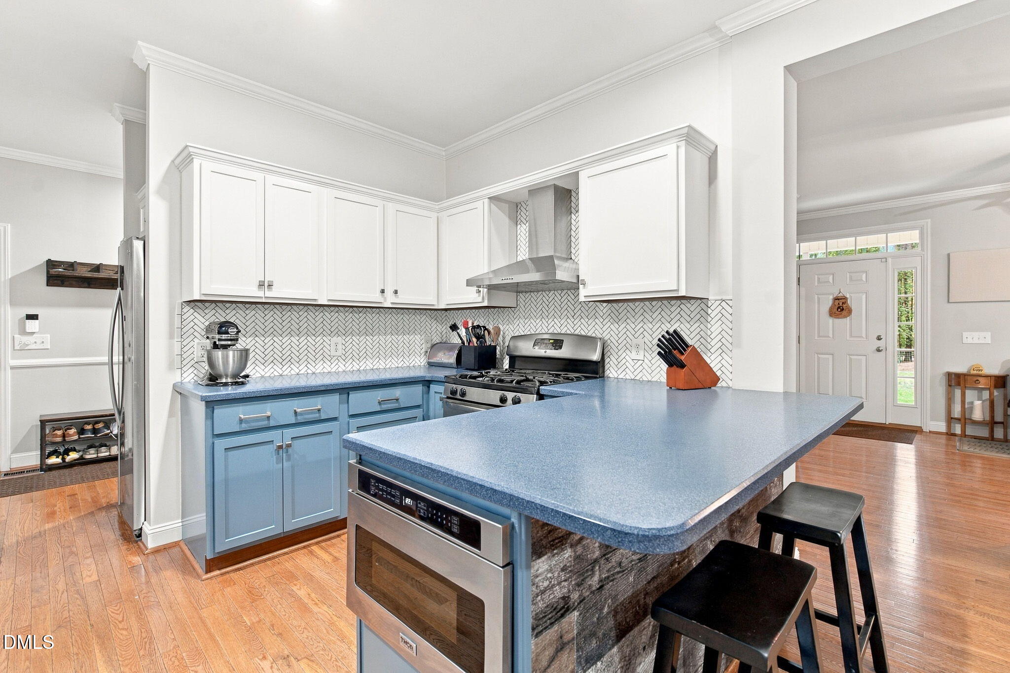 main property photo 11