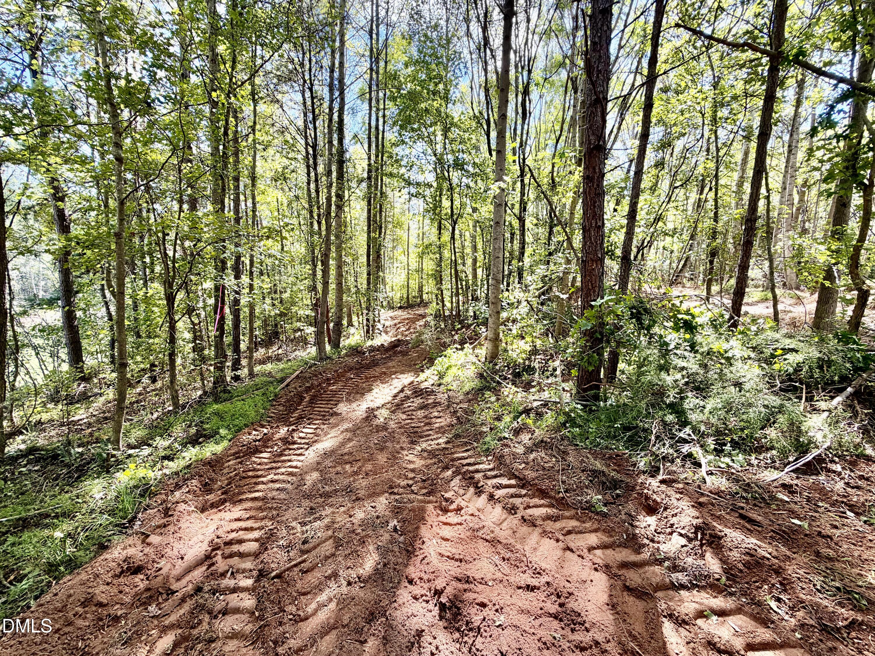 main property photo 10