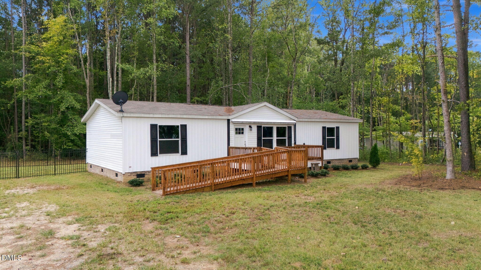 main property photo 2