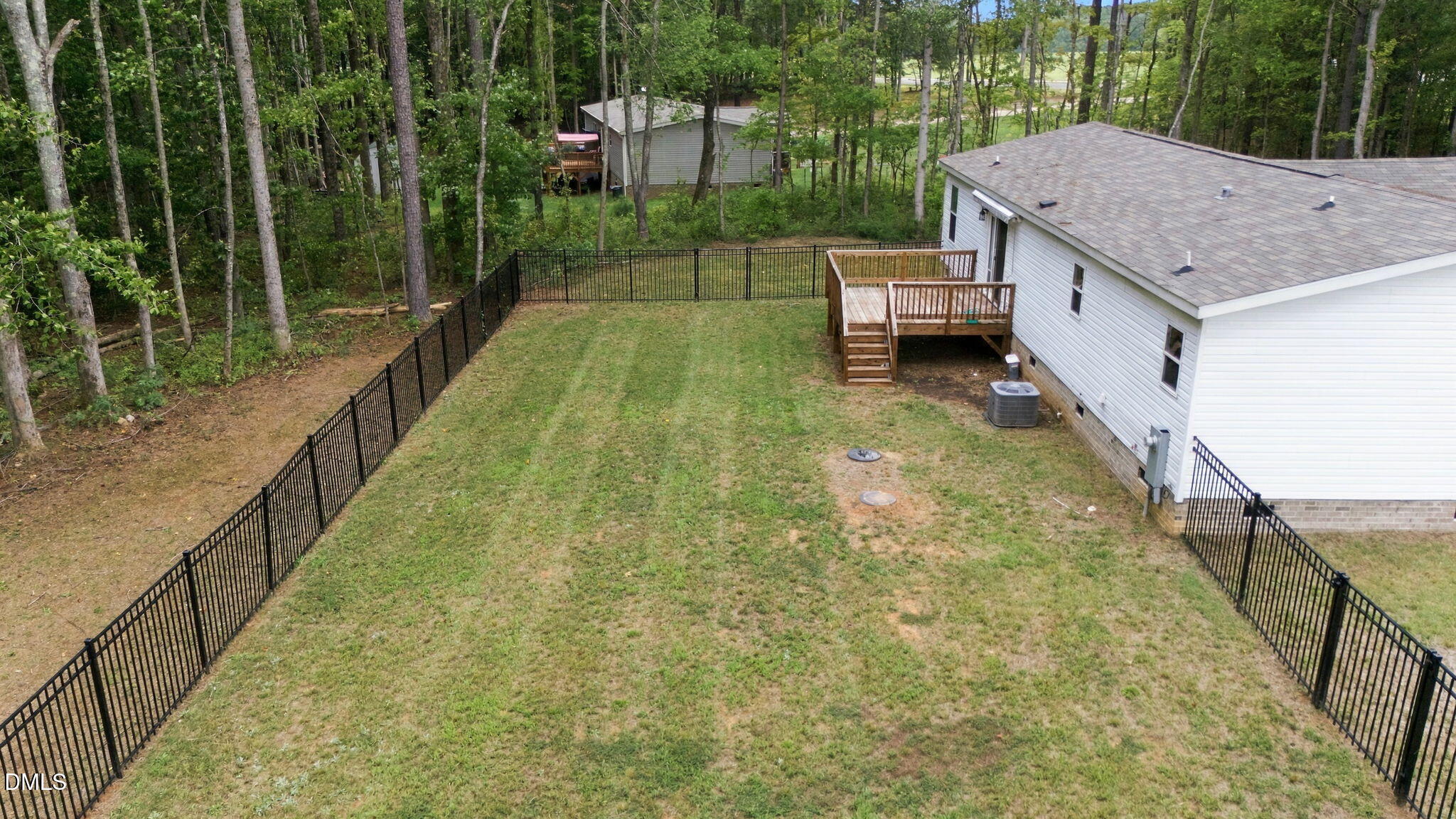 main property photo 35