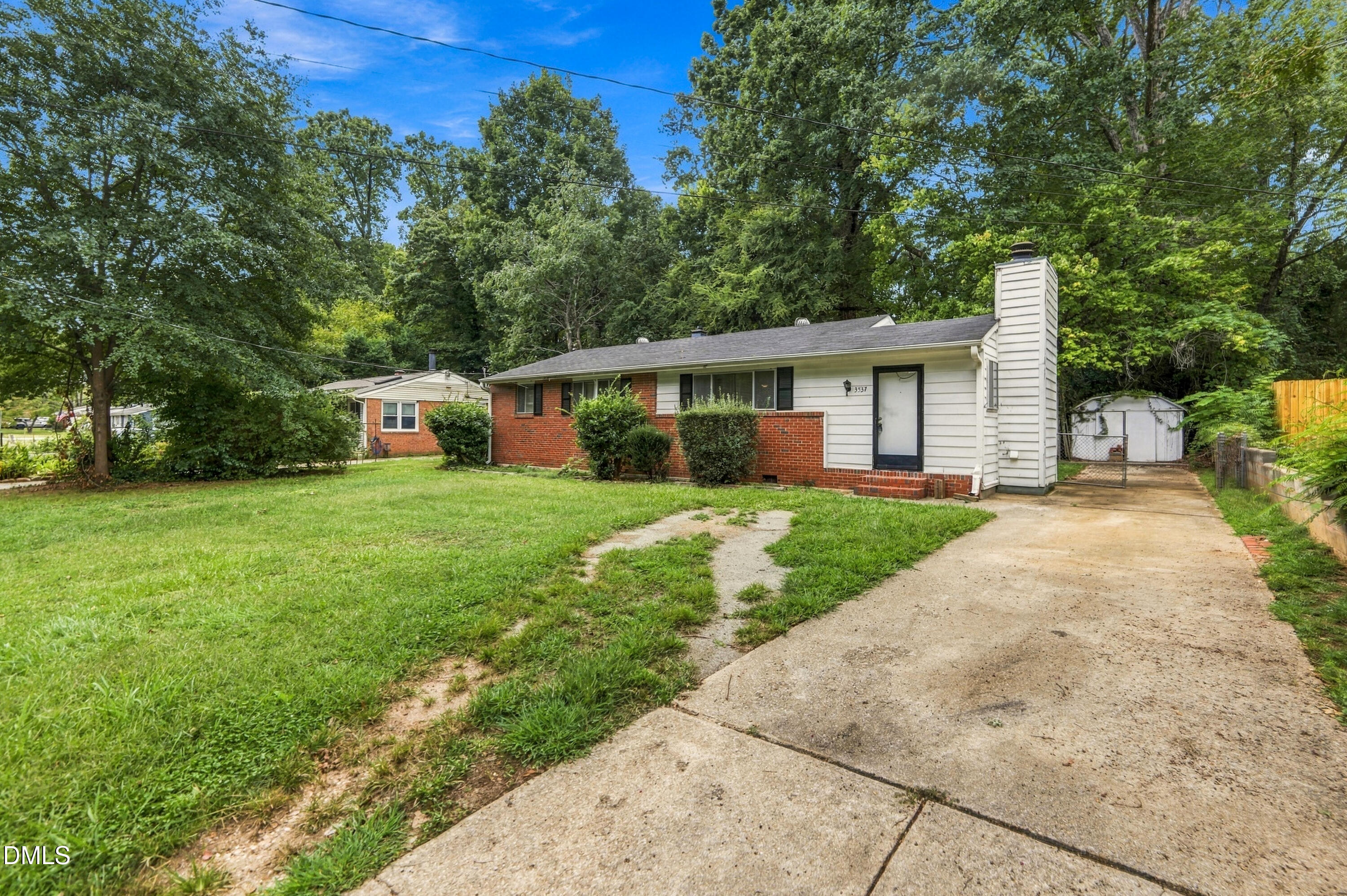main property photo 7
