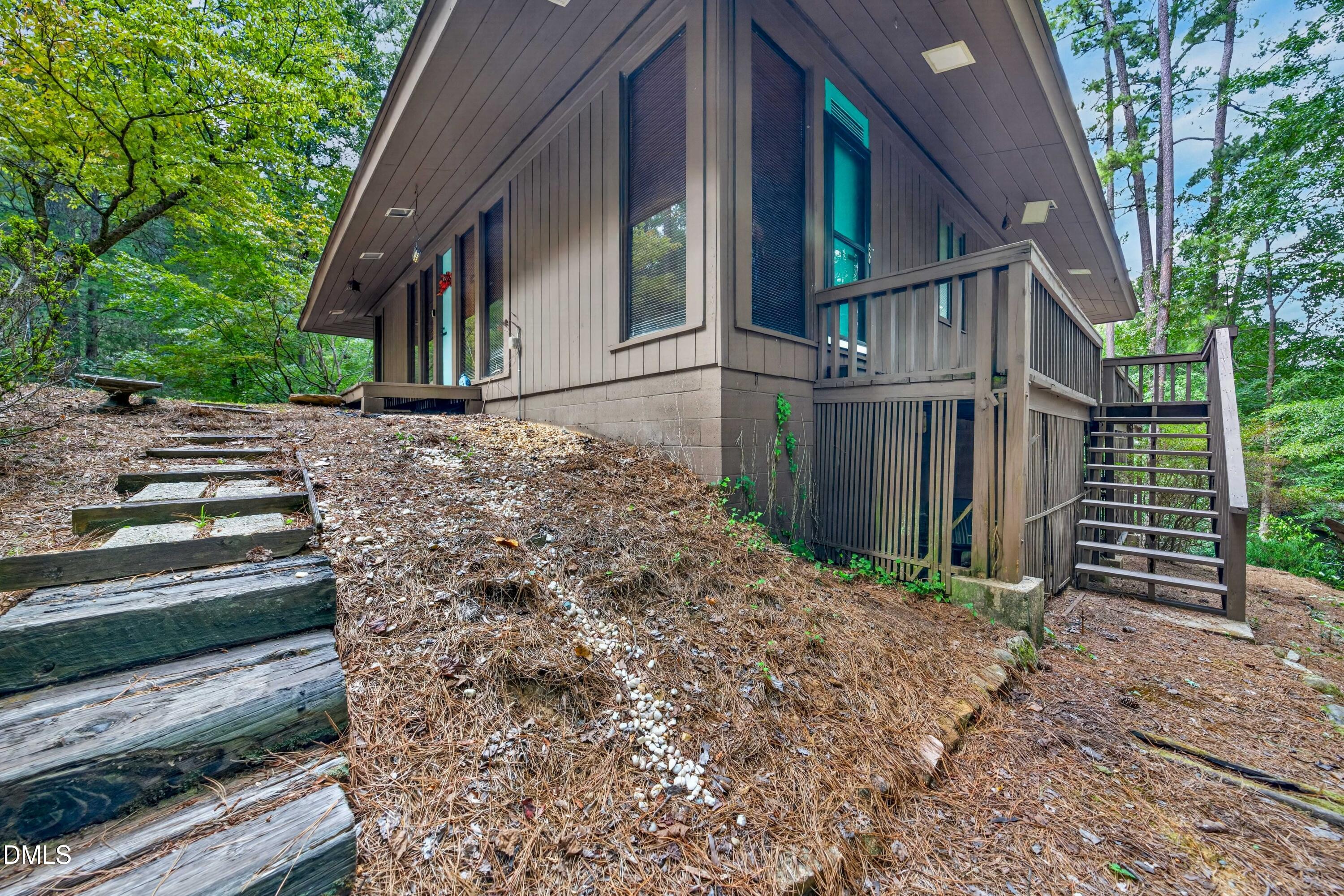main property photo 45