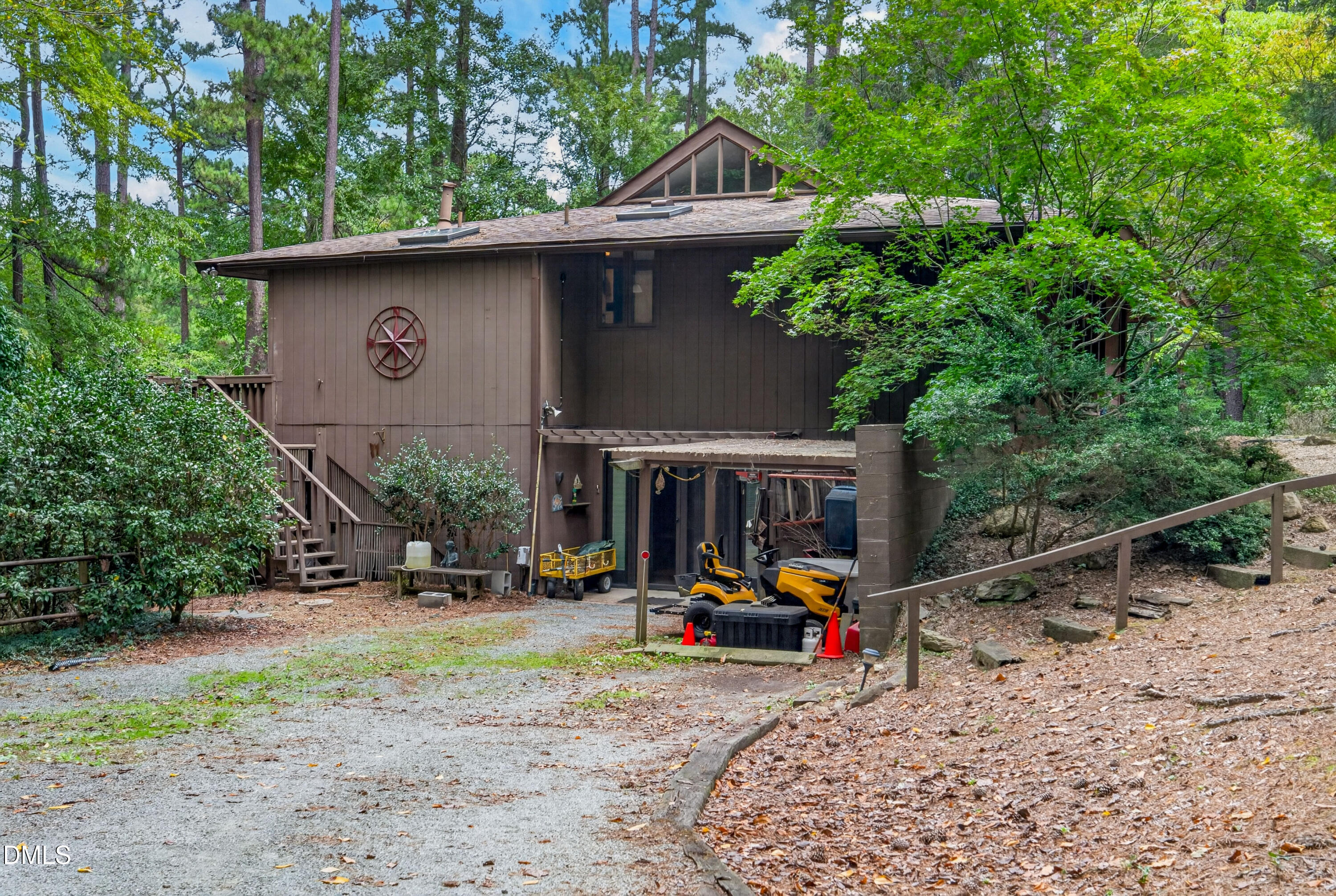 main property photo 49