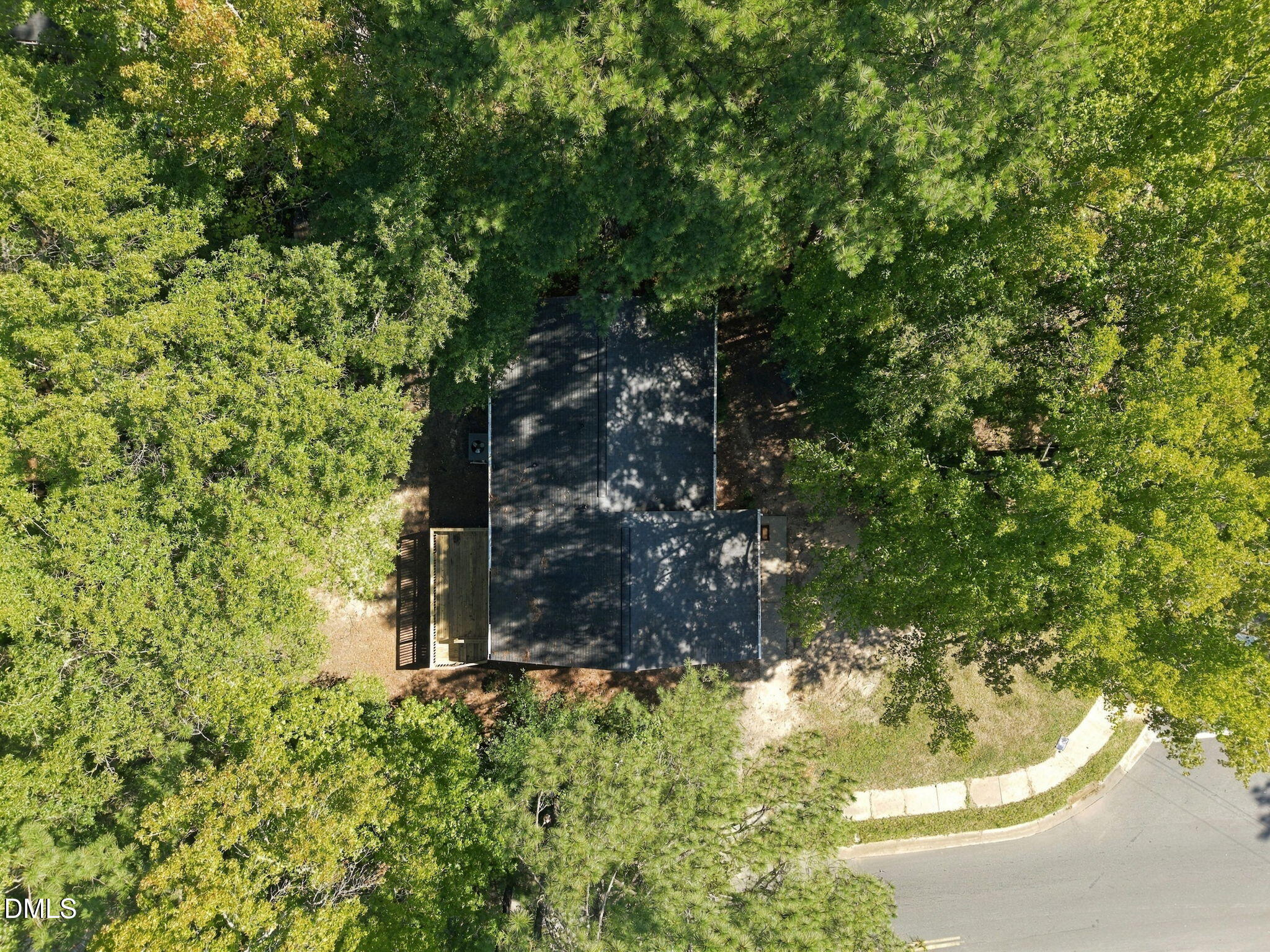 main property photo 35