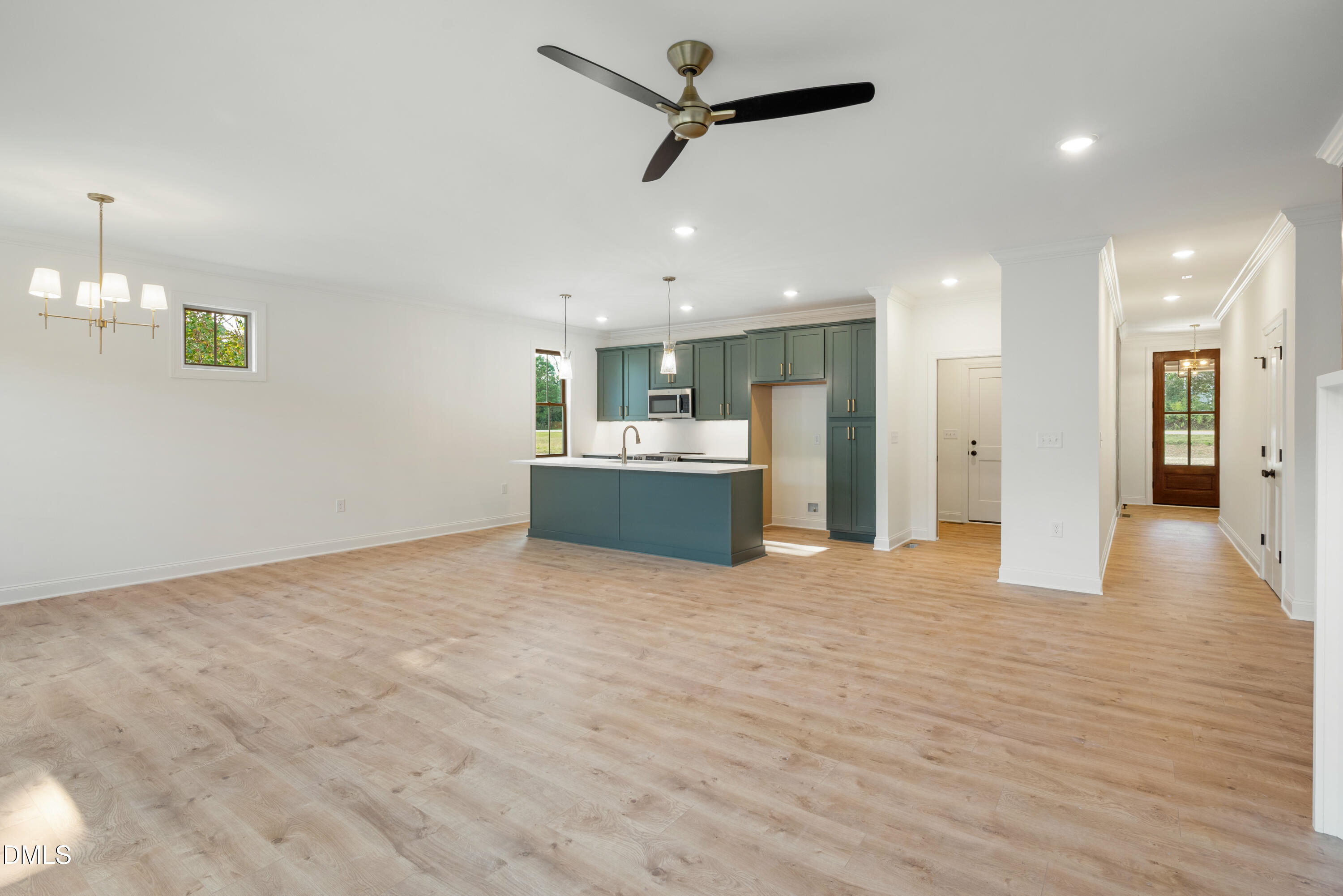 main property photo 15