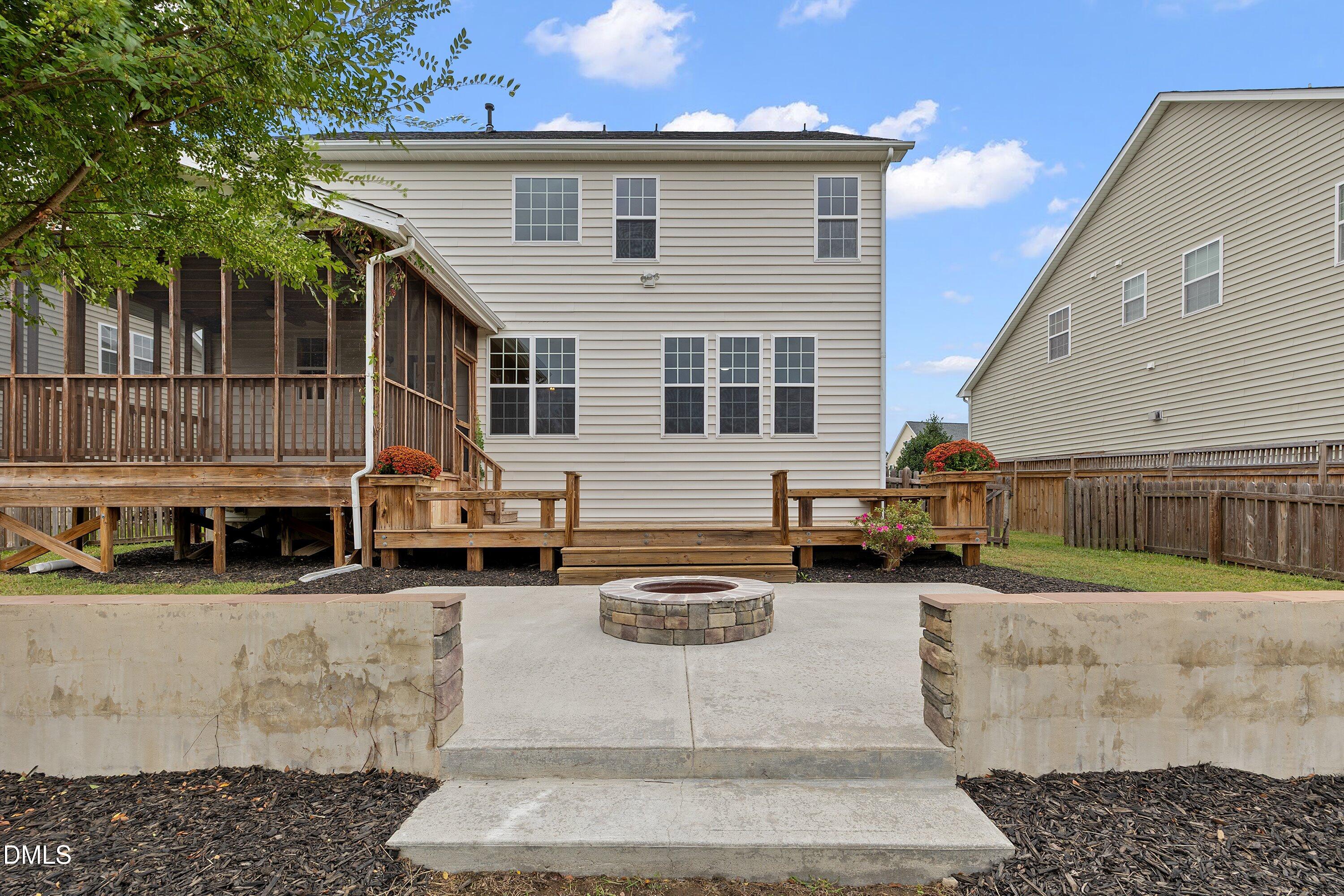 main property photo 50