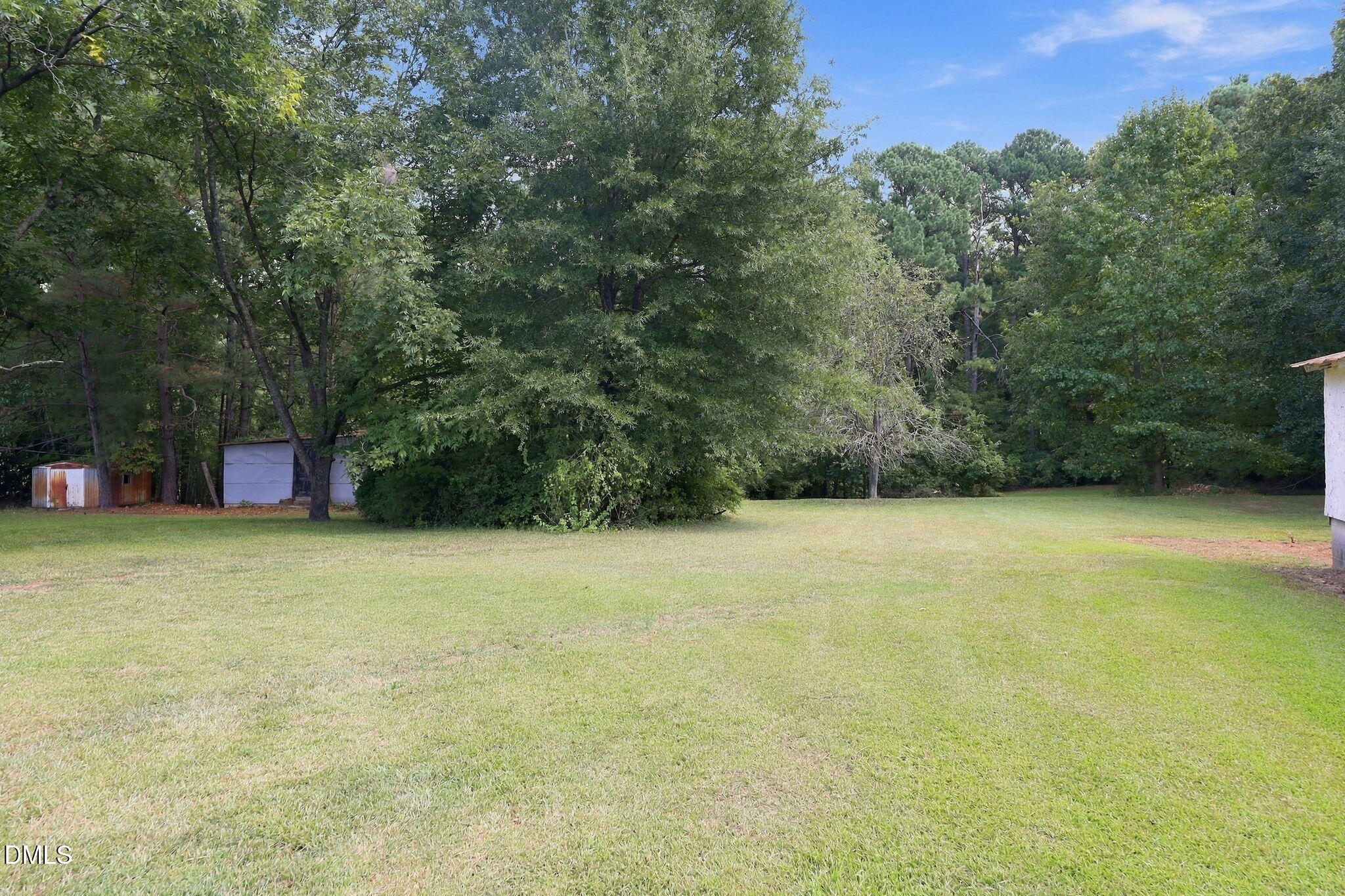 main property photo 32