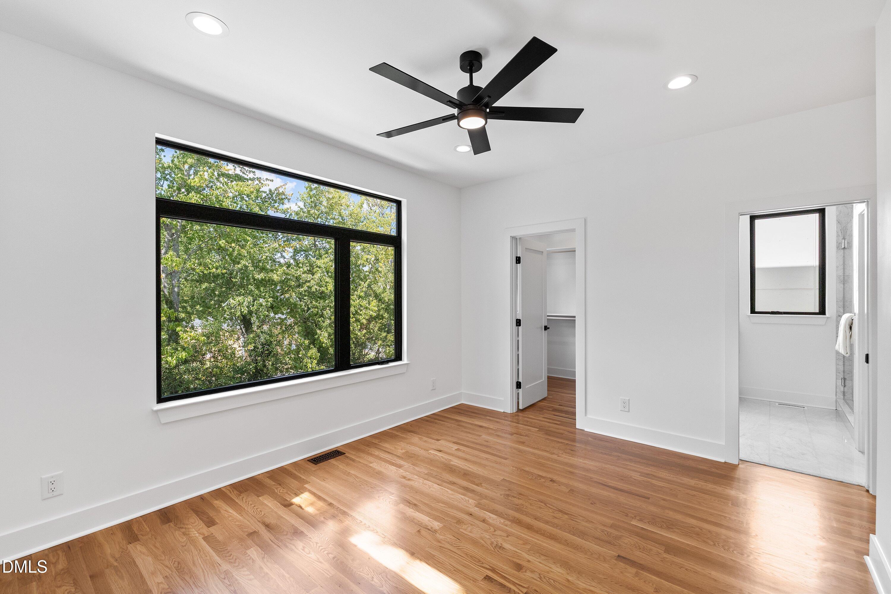 main property photo 74