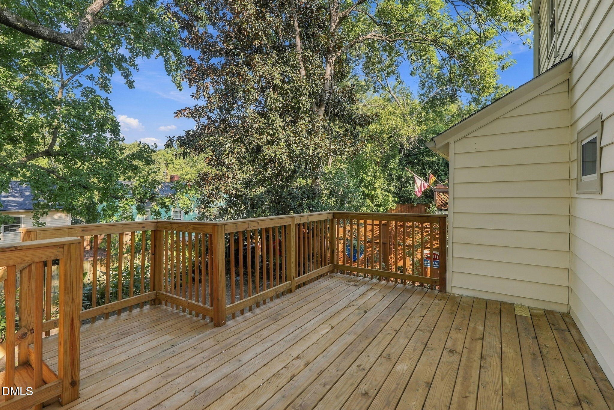 main property photo 47