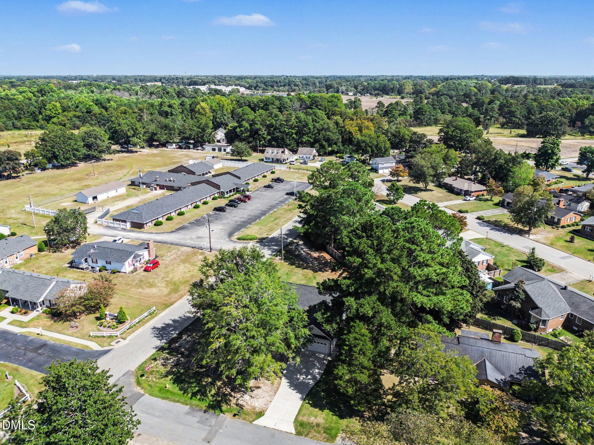 main property photo 20