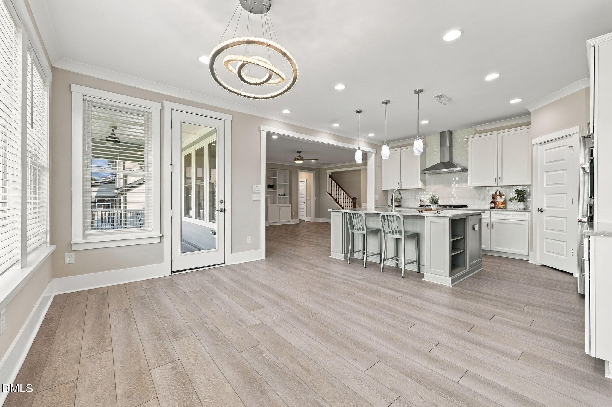 property viewer photo 13