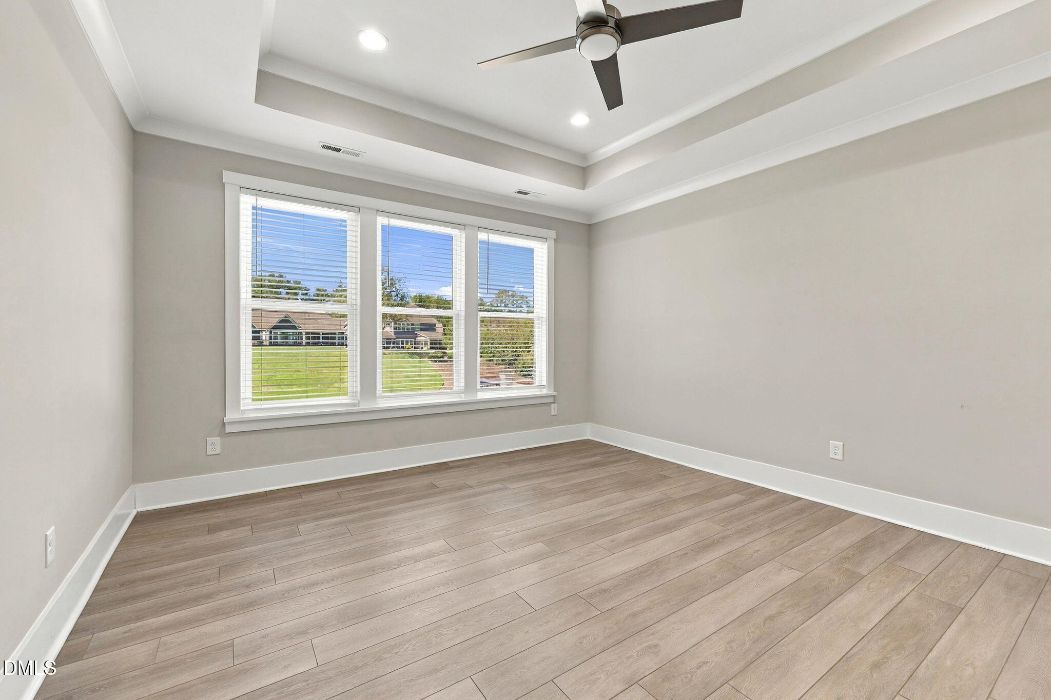 property viewer photo 14