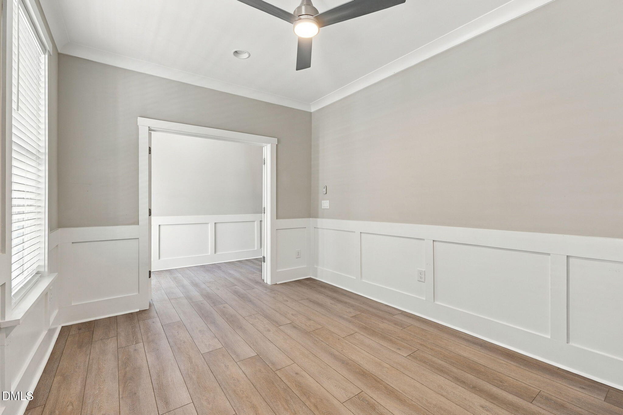property viewer photo 19