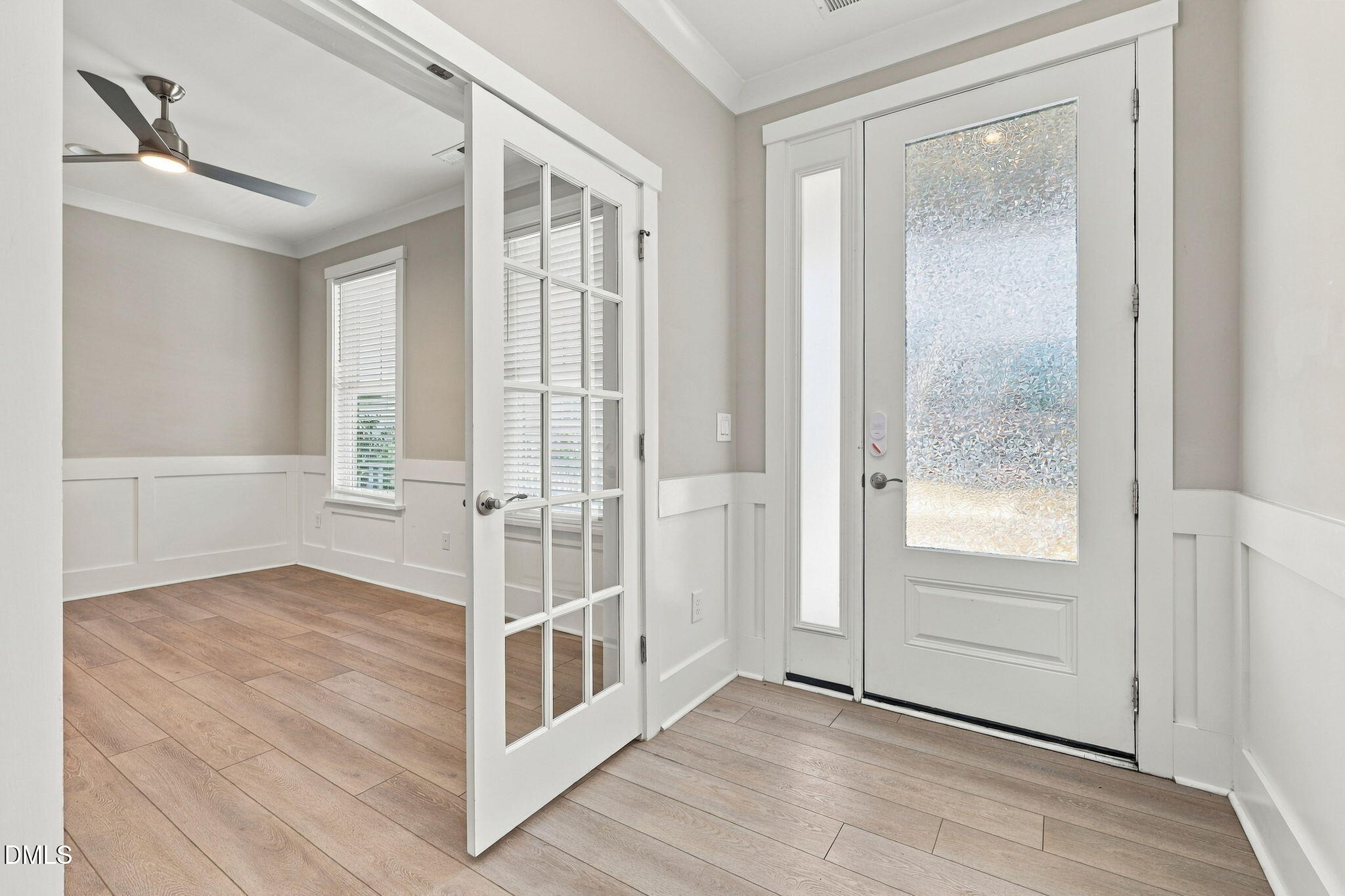 property viewer photo 2